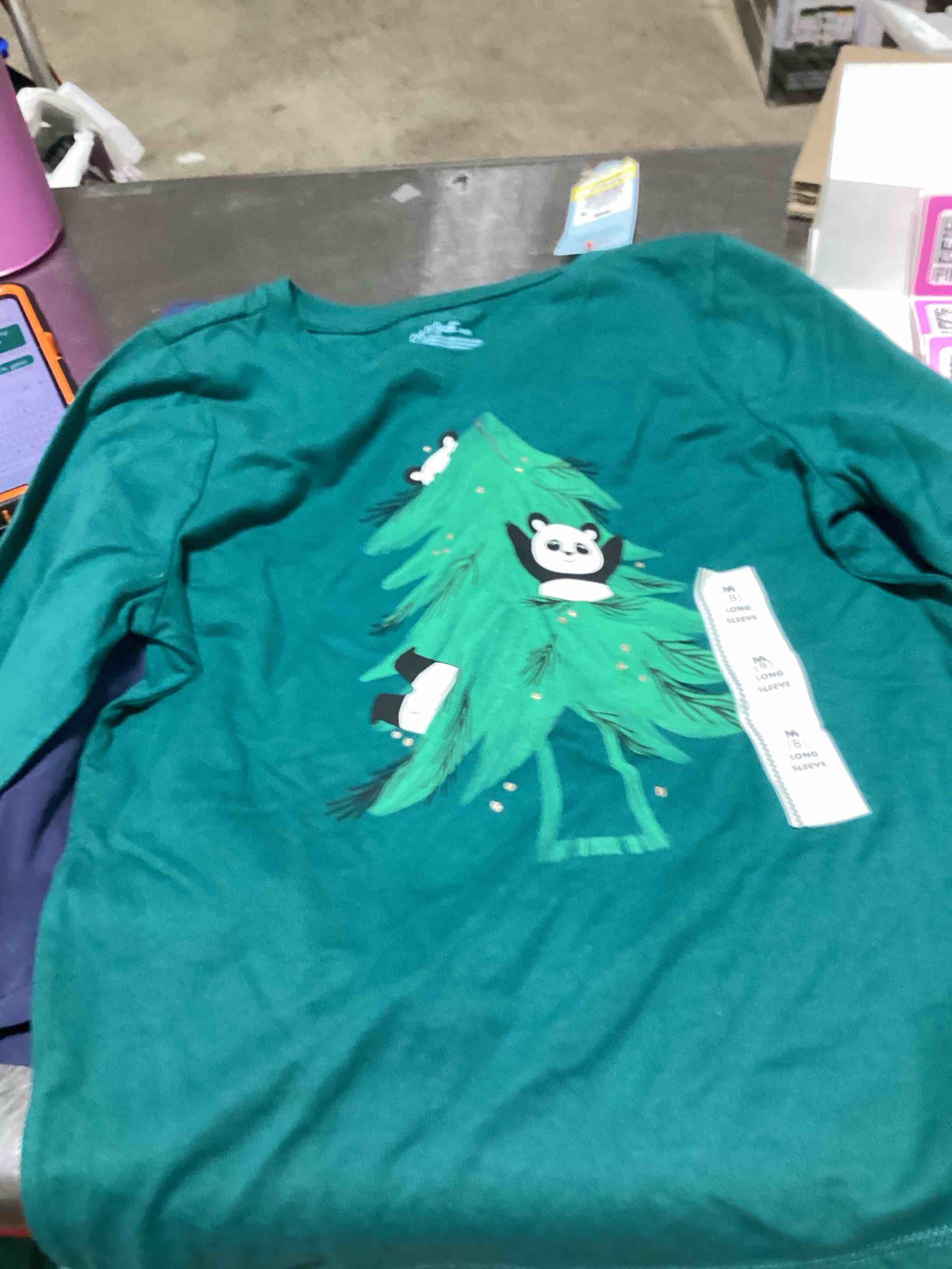 https://s3.amazonaws.com/lotting-images-prod/bidfta/PNK1217388_1754410325494.jpeg