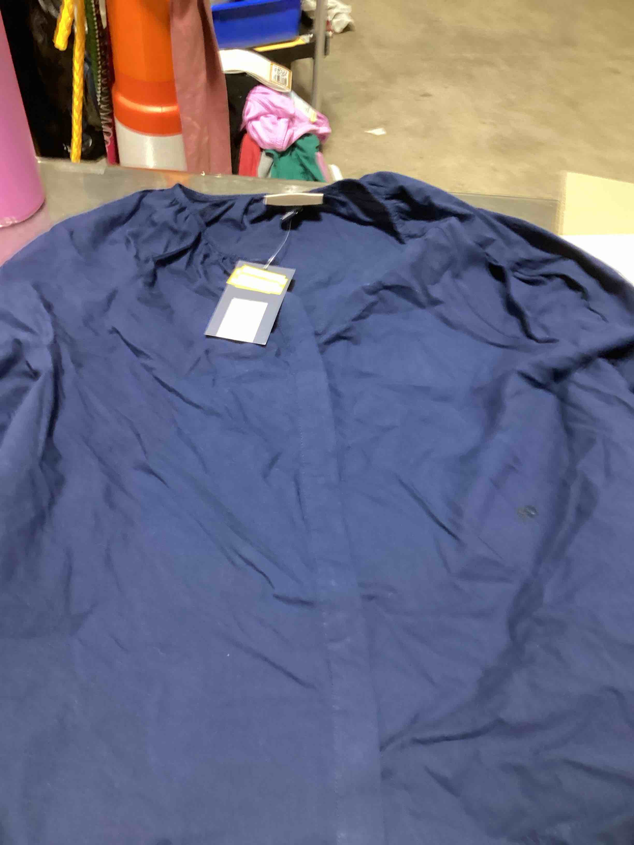 Assorted clothing 