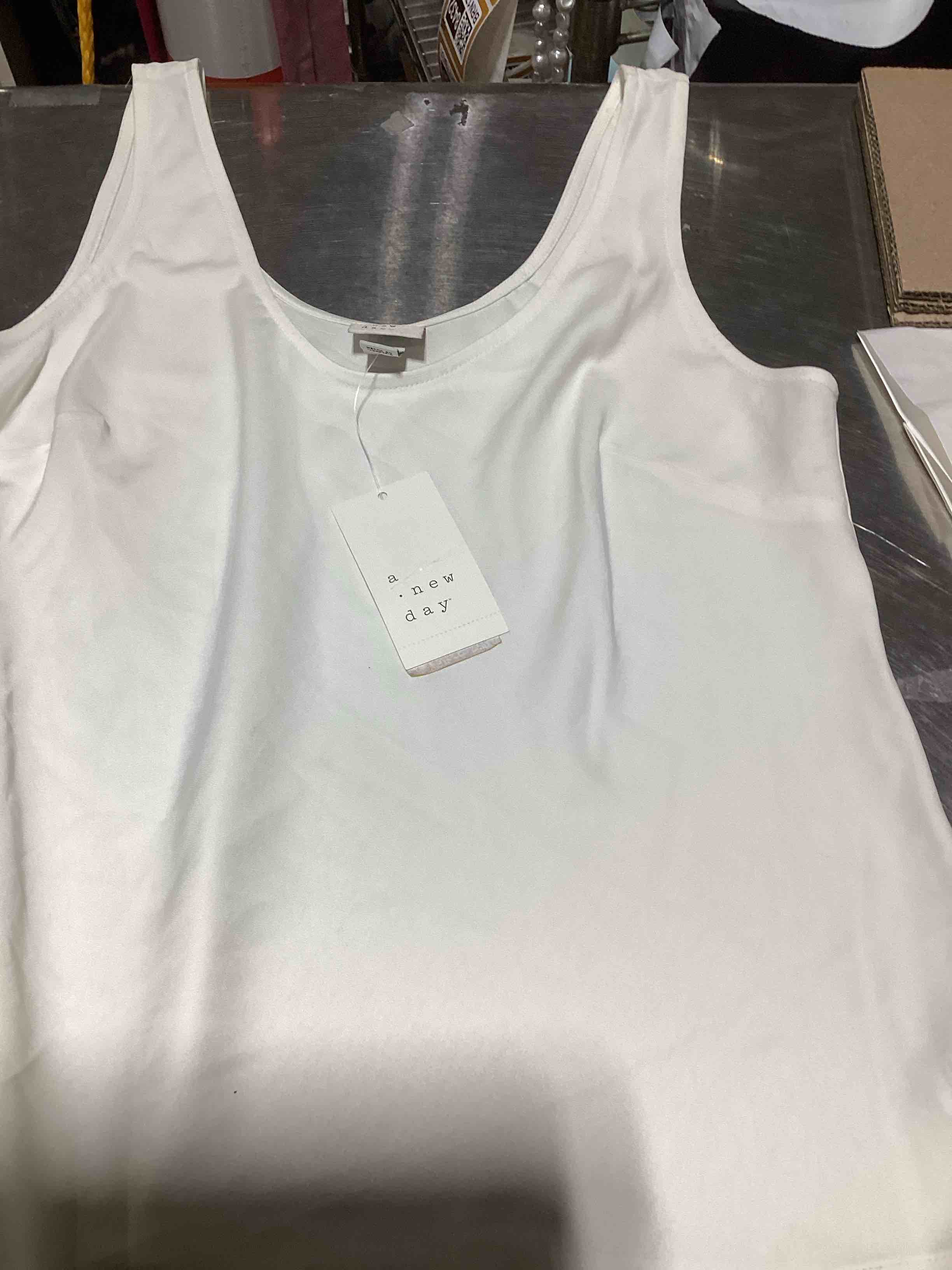 Assorted clothing 