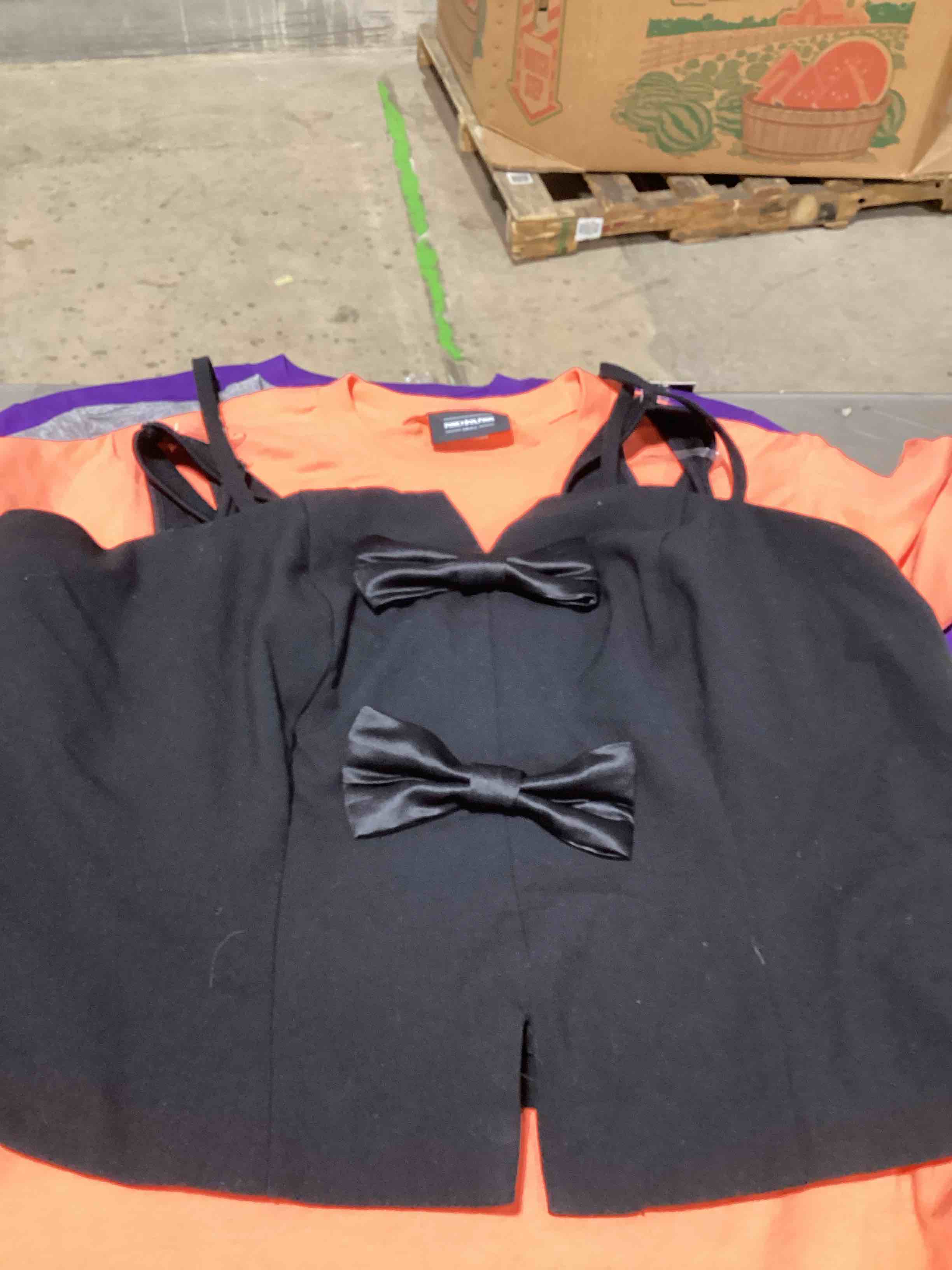 https://s3.amazonaws.com/lotting-images-prod/bidfta/PNK1217430_1754490722581.jpeg