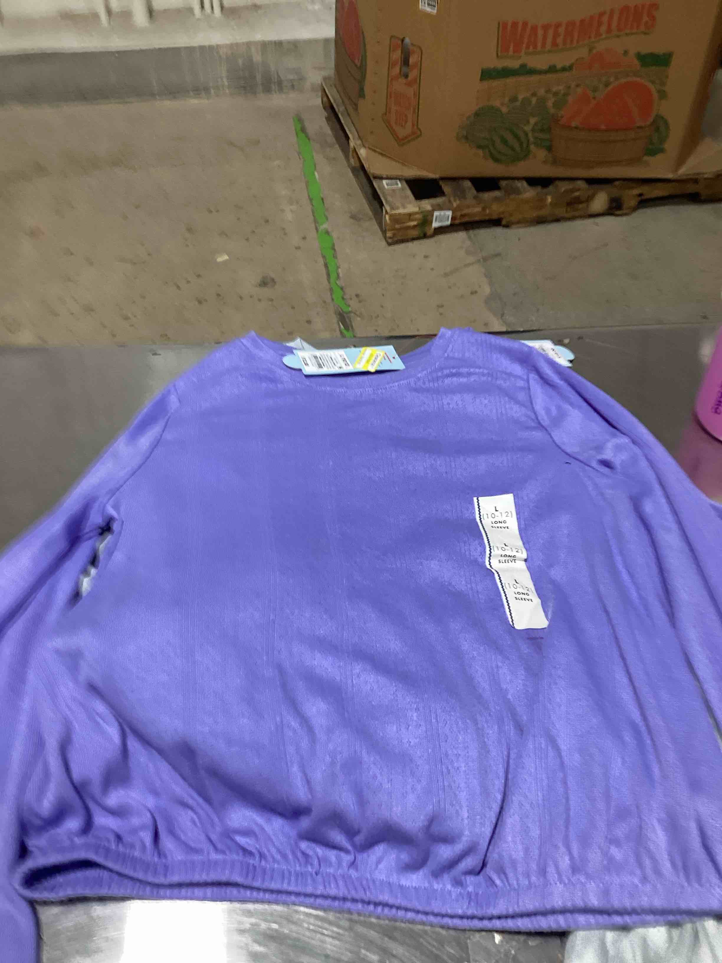 https://s3.amazonaws.com/lotting-images-prod/bidfta/PNK1217432_1754491805060.jpeg