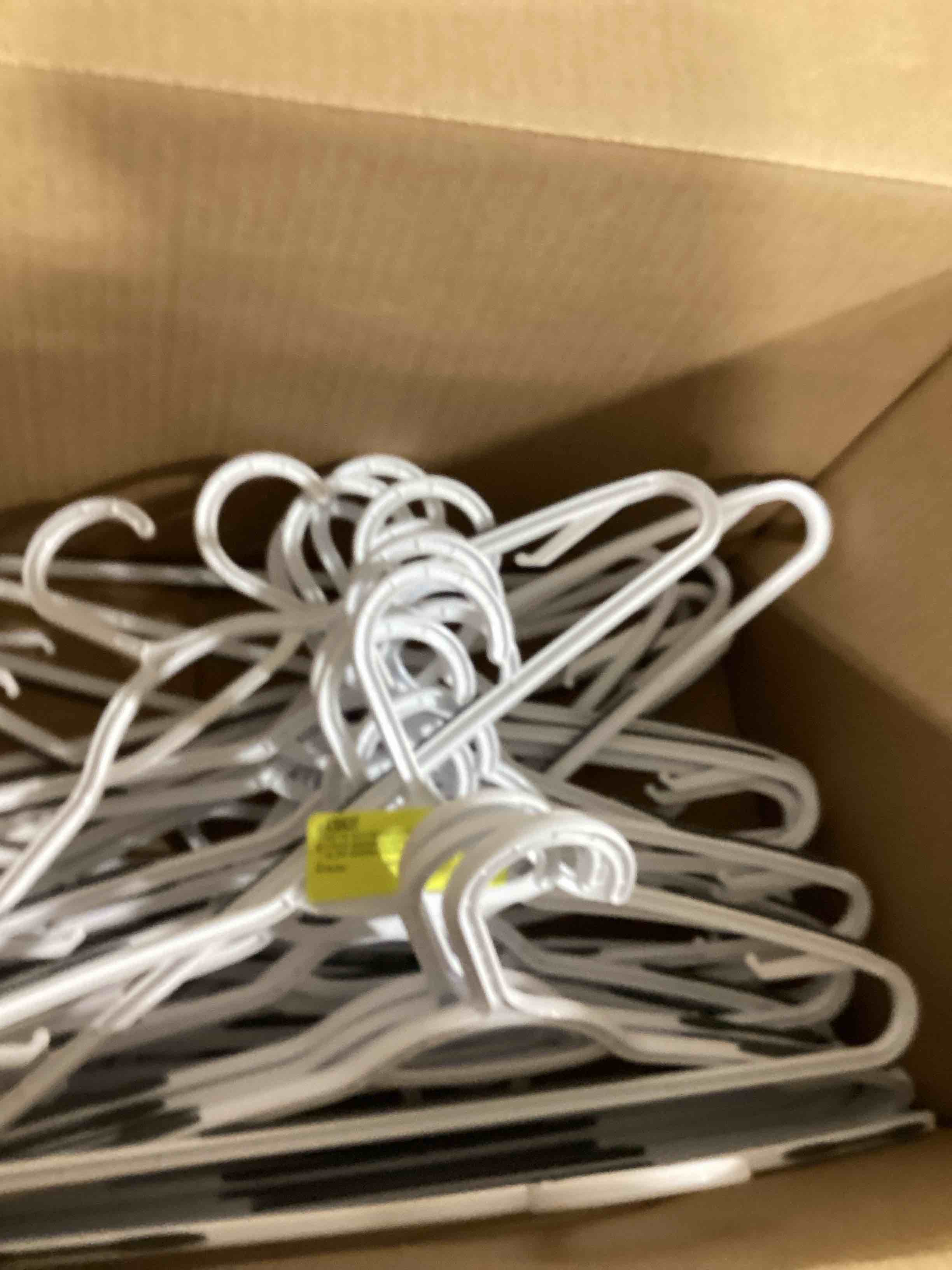 Plastic Hangers 26 pk ,digital tire gauge 2 ,Car wipes,egg slicer, toilet cleaner 