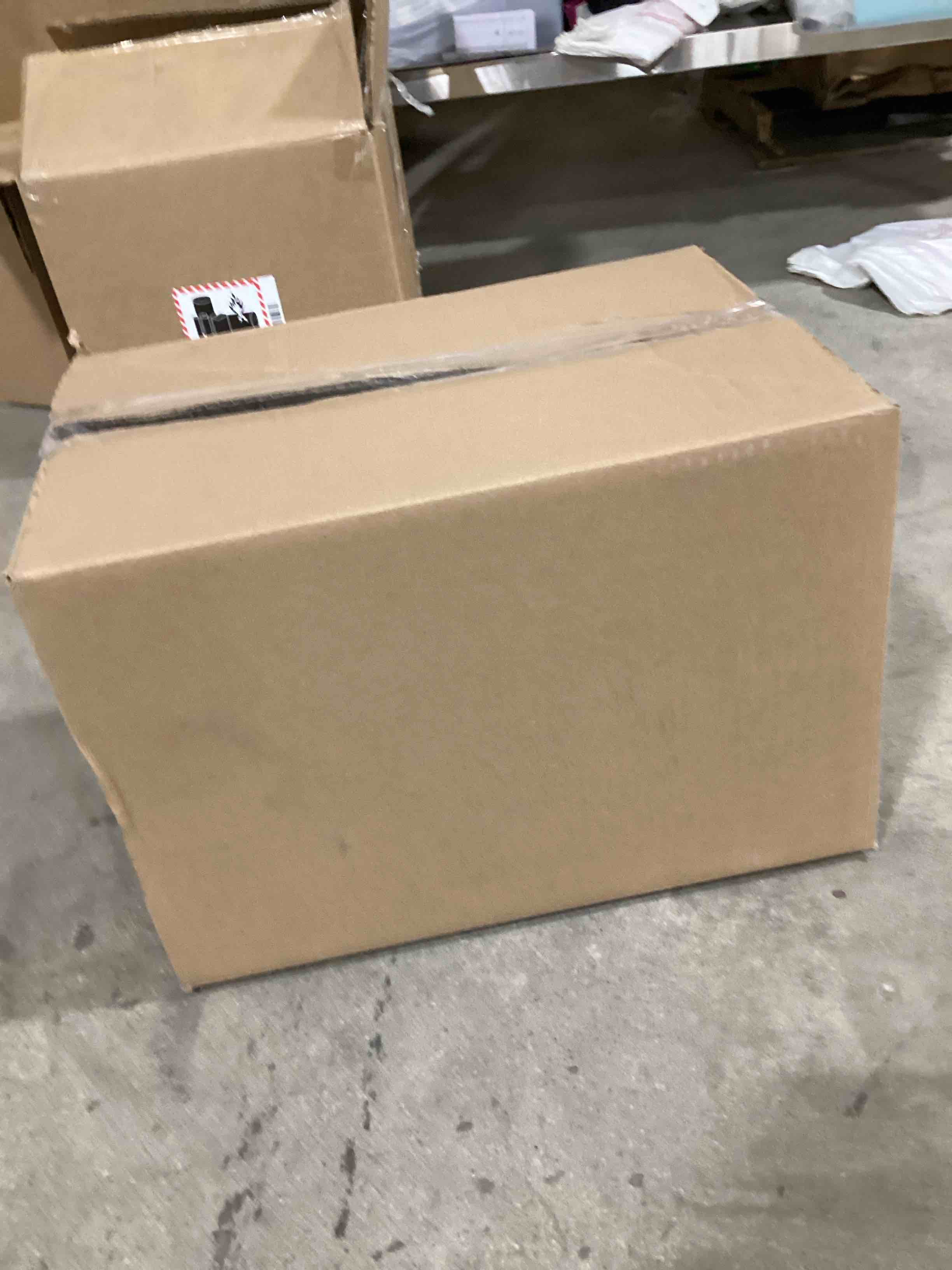 https://s3.amazonaws.com/lotting-images-prod/bidfta/PNK1217989_1755007396859.jpeg