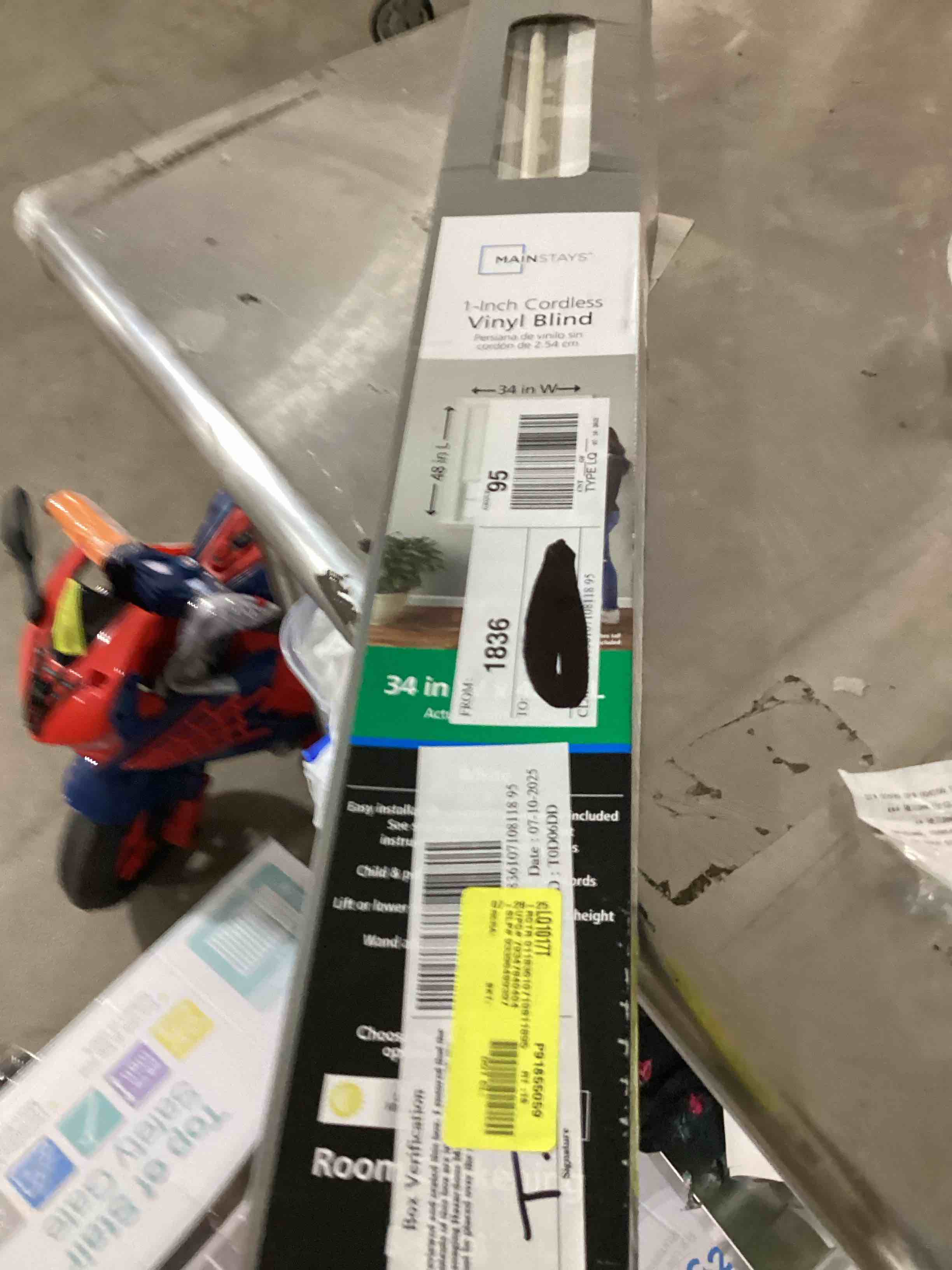 https://s3.amazonaws.com/lotting-images-prod/bidfta/PNK1218001_1755032454842.jpeg