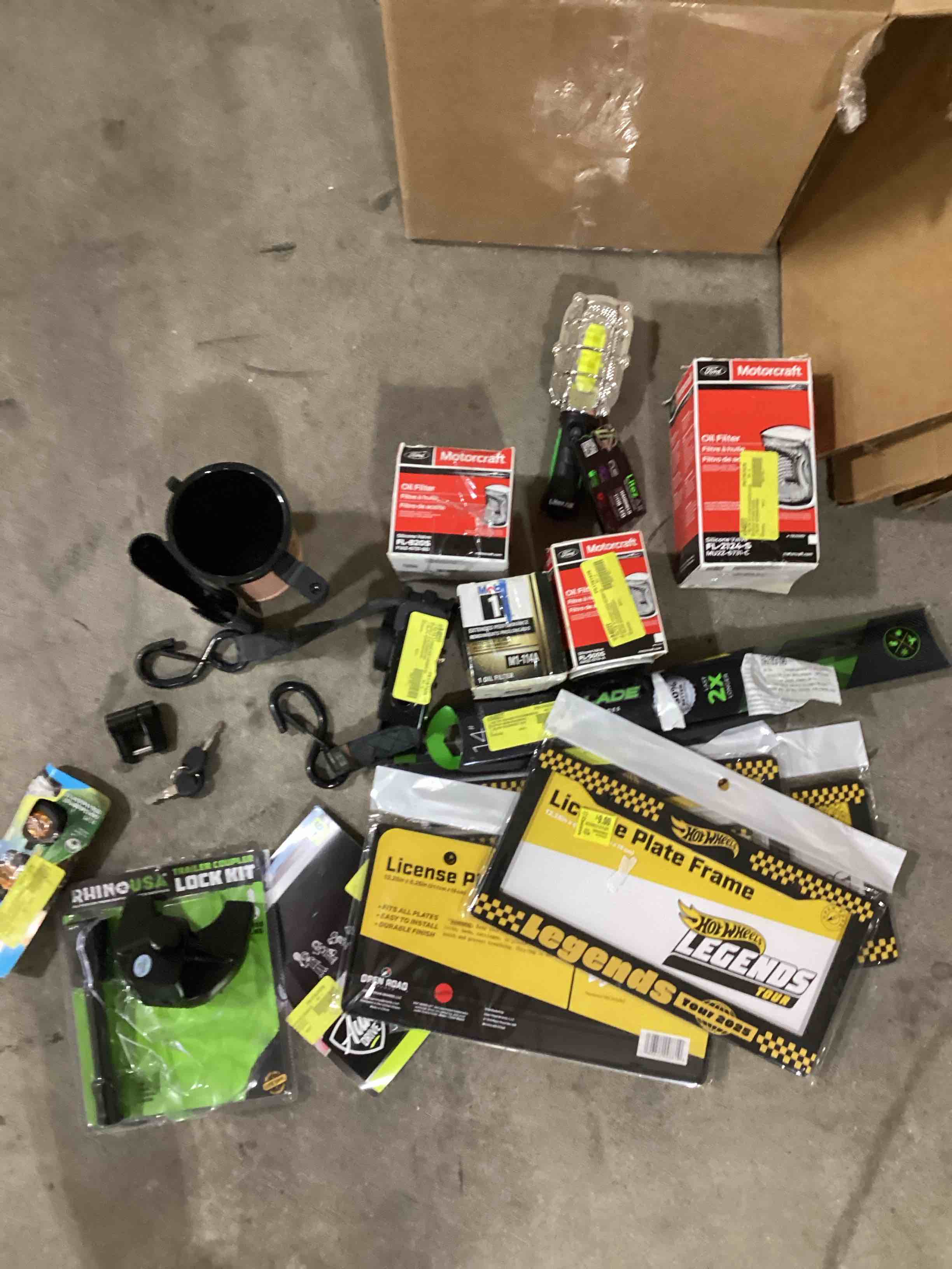 https://s3.amazonaws.com/lotting-images-prod/bidfta/PNK1218071_1755014278040.jpeg