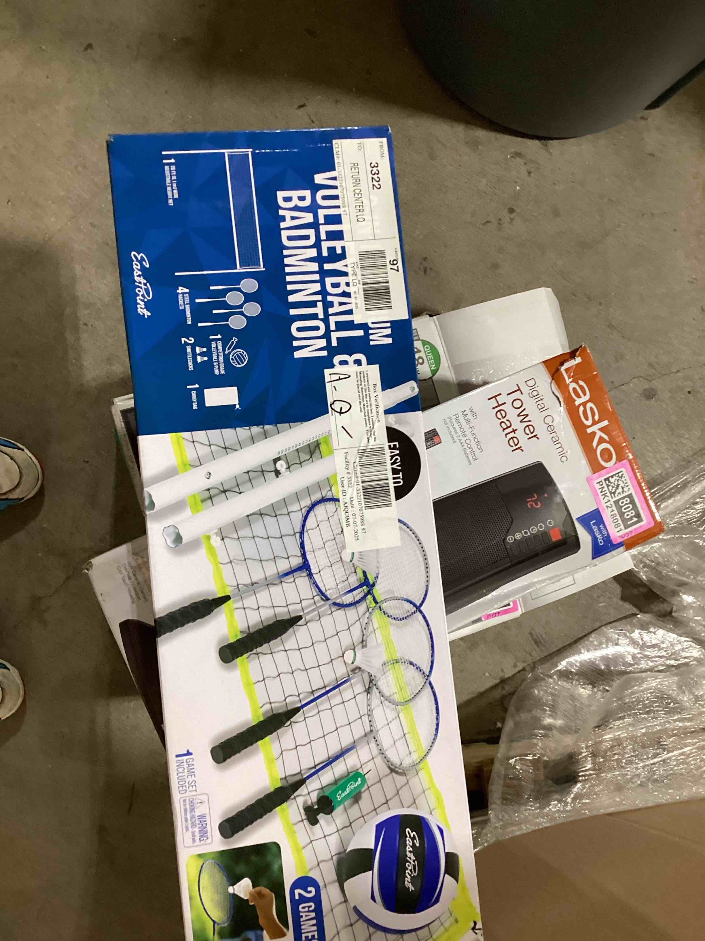 https://s3.amazonaws.com/lotting-images-prod/bidfta/PNK1218082_1755092867493.jpeg