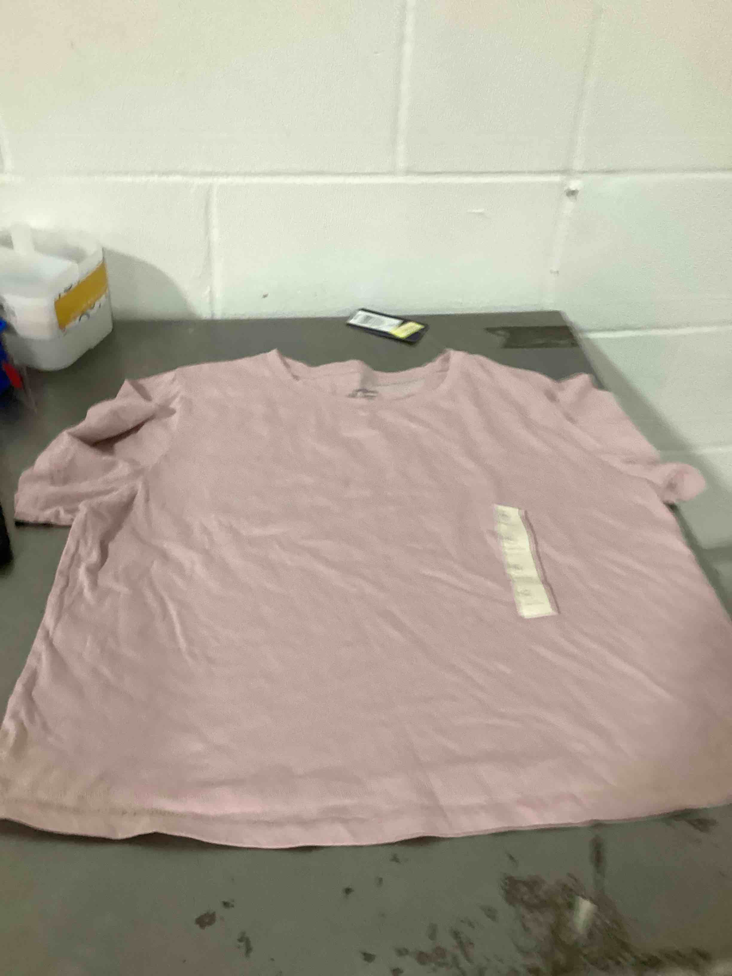 Assorted clothing 