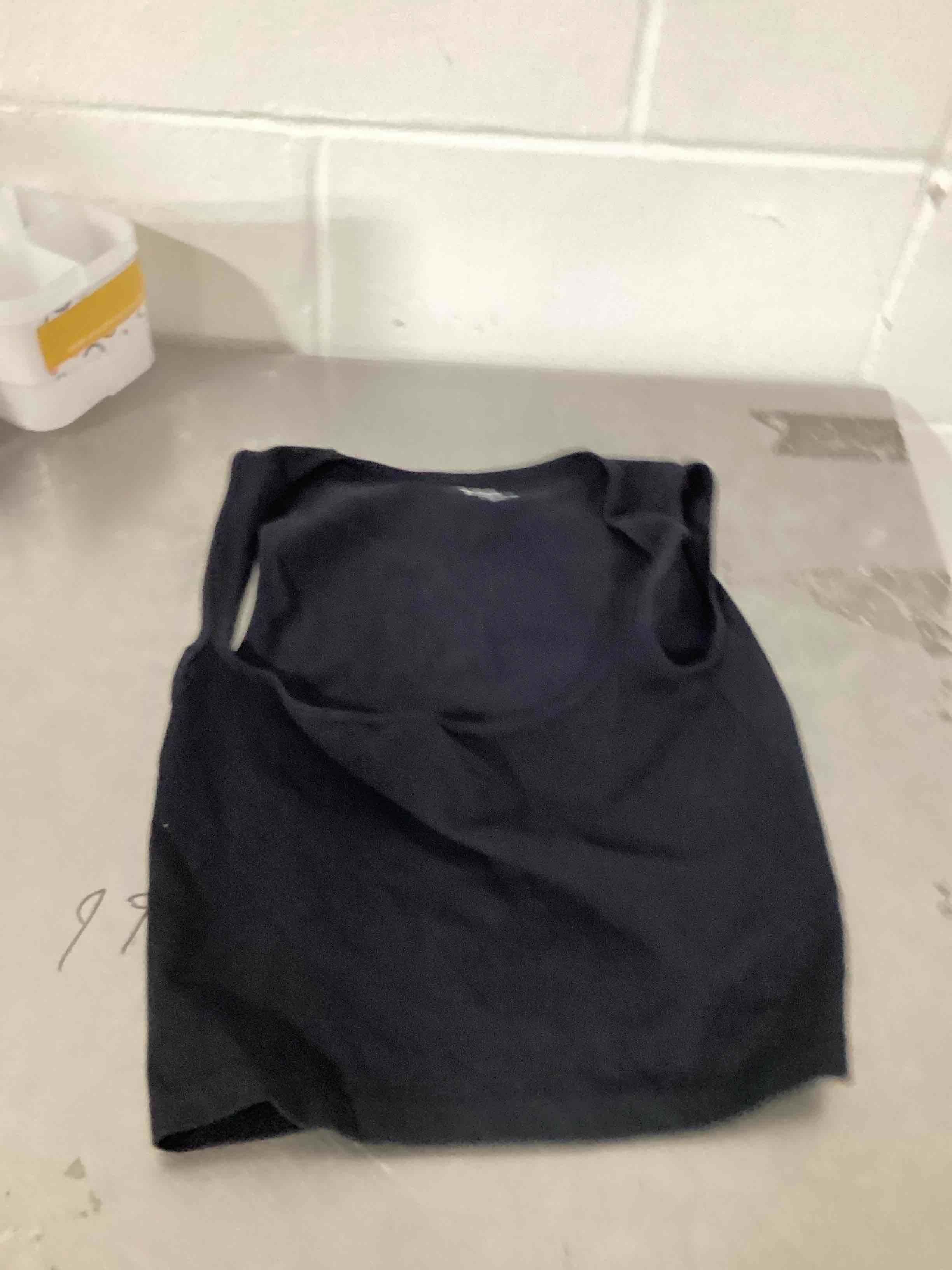 Assorted clothing 