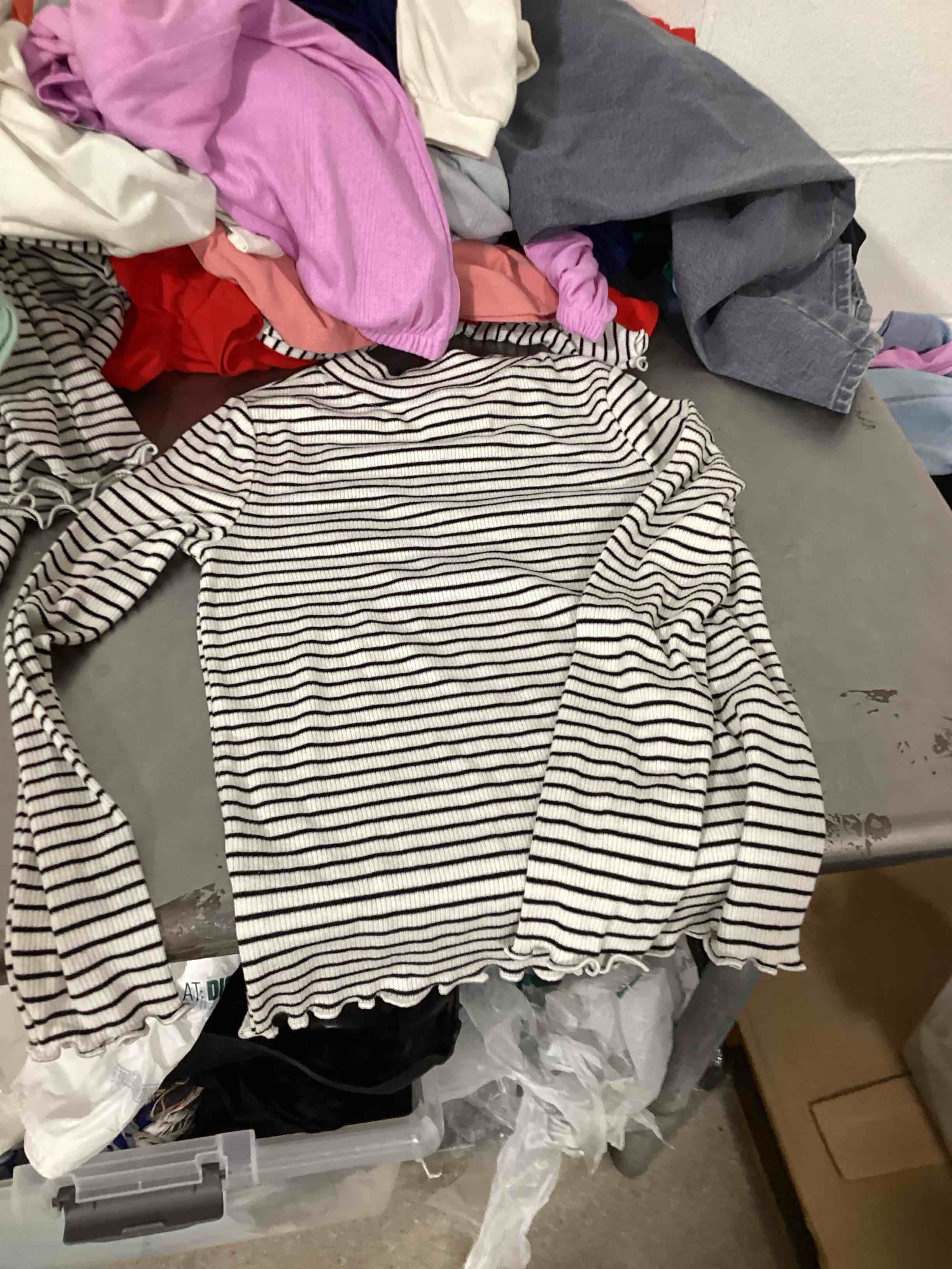 Assorted clothing 
