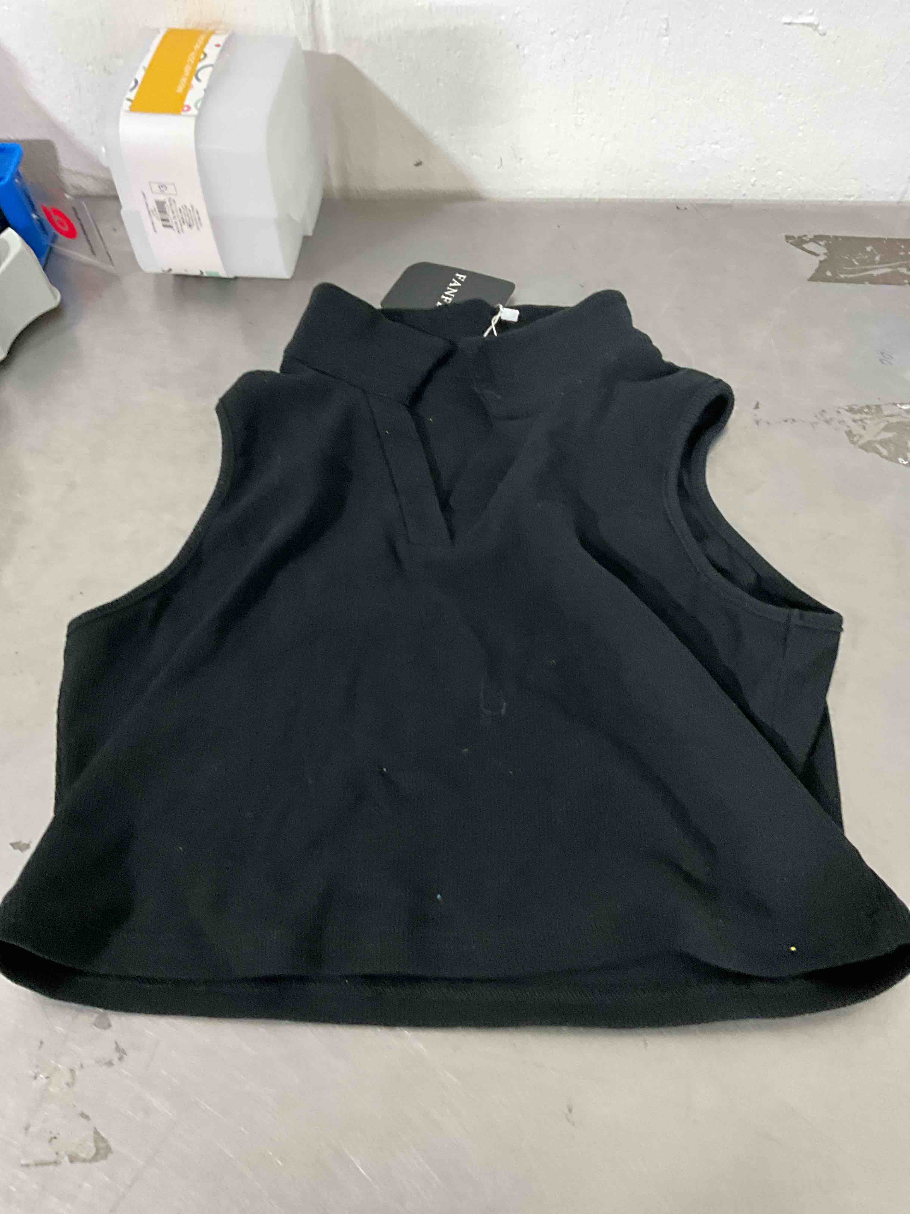 Assorted clothing 