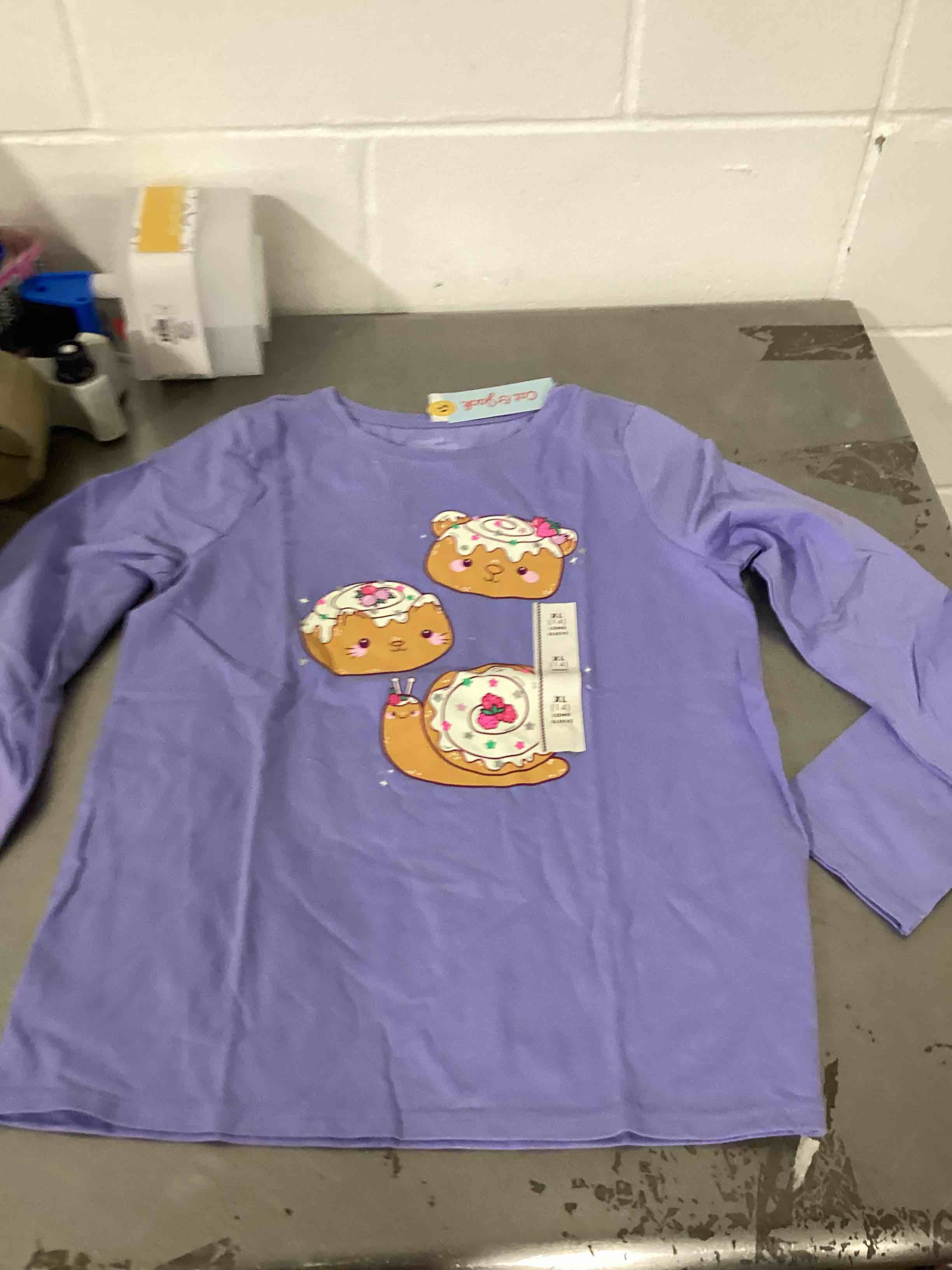 Assorted clothing 
