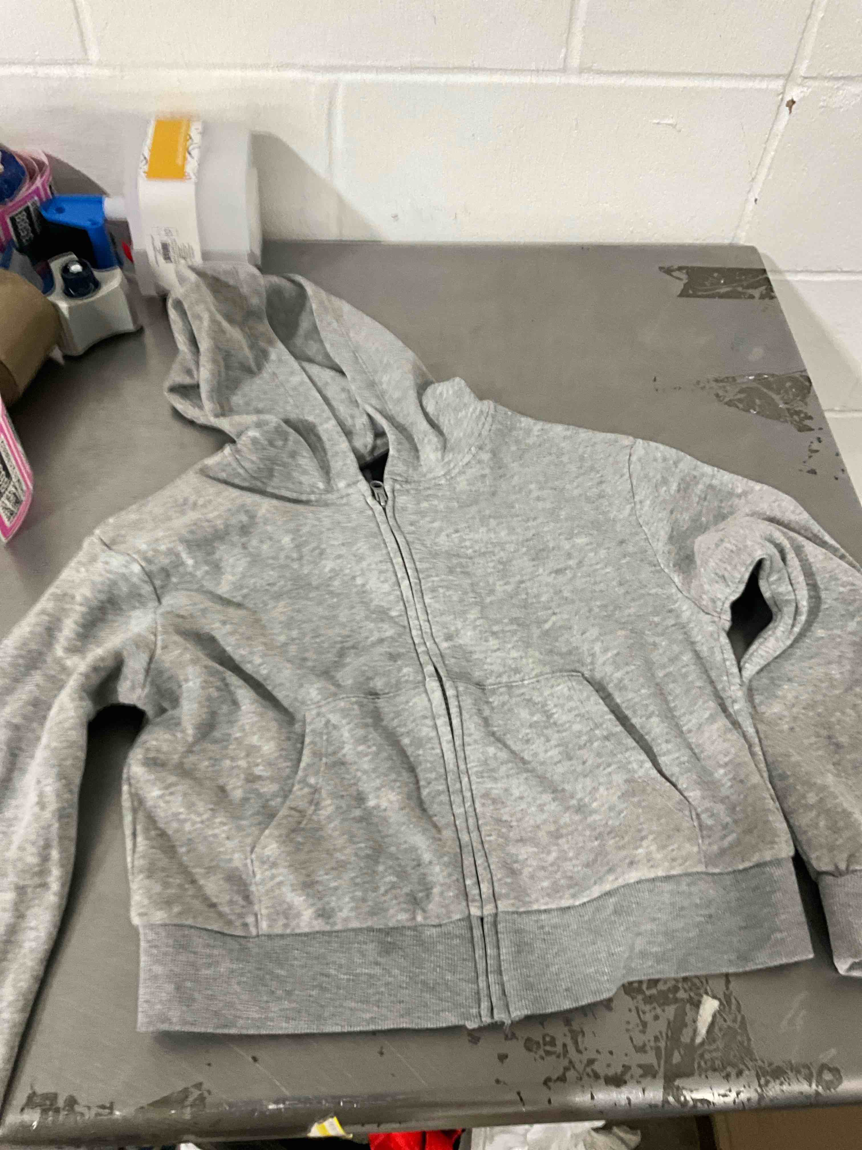 Assorted clothing 