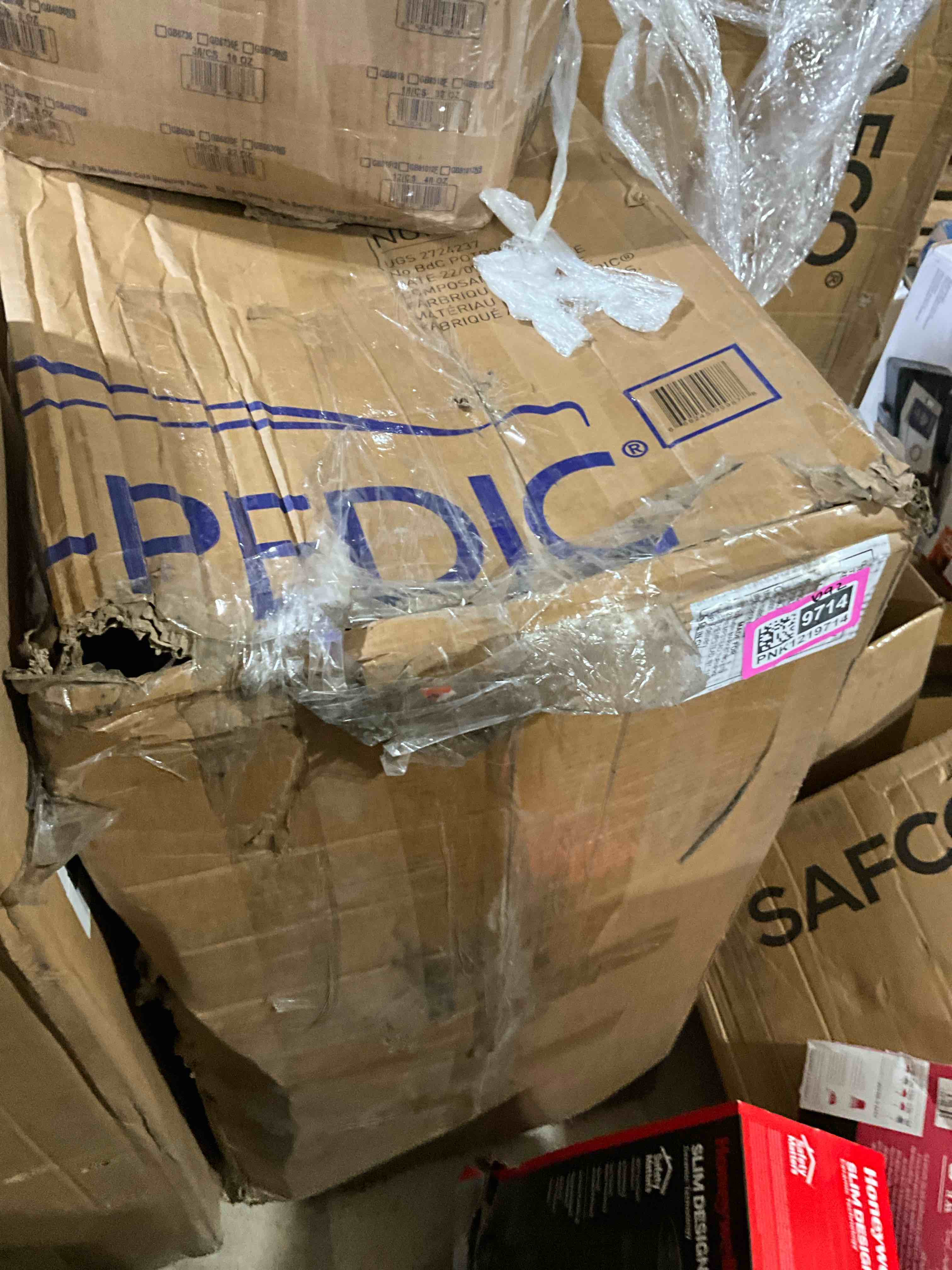 https://s3.amazonaws.com/lotting-images-prod/bidfta/PNK1219714_1734045637030.jpeg
