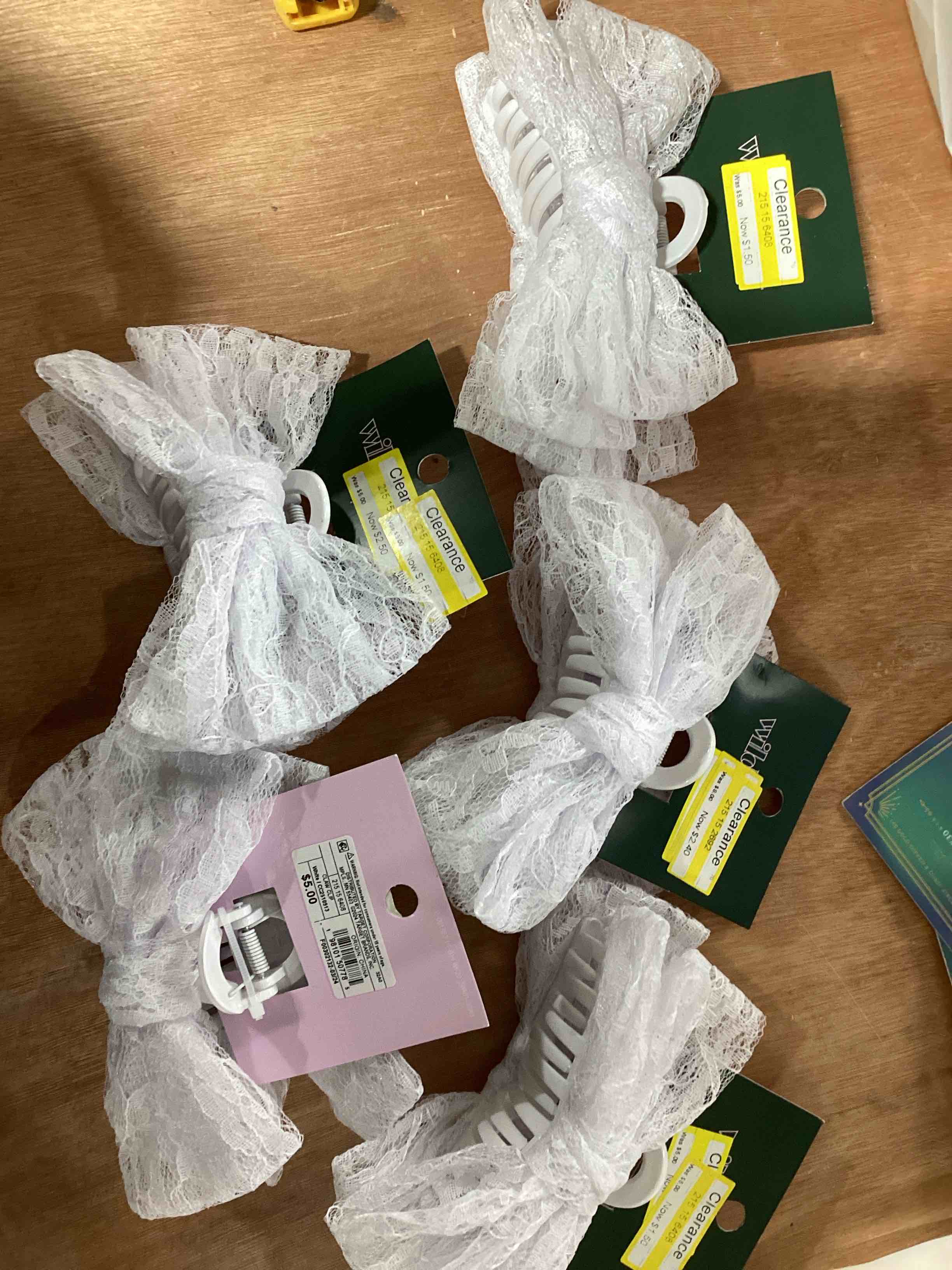 https://s3.amazonaws.com/lotting-images-prod/bidfta/PNK1220914_1744812577932.jpeg