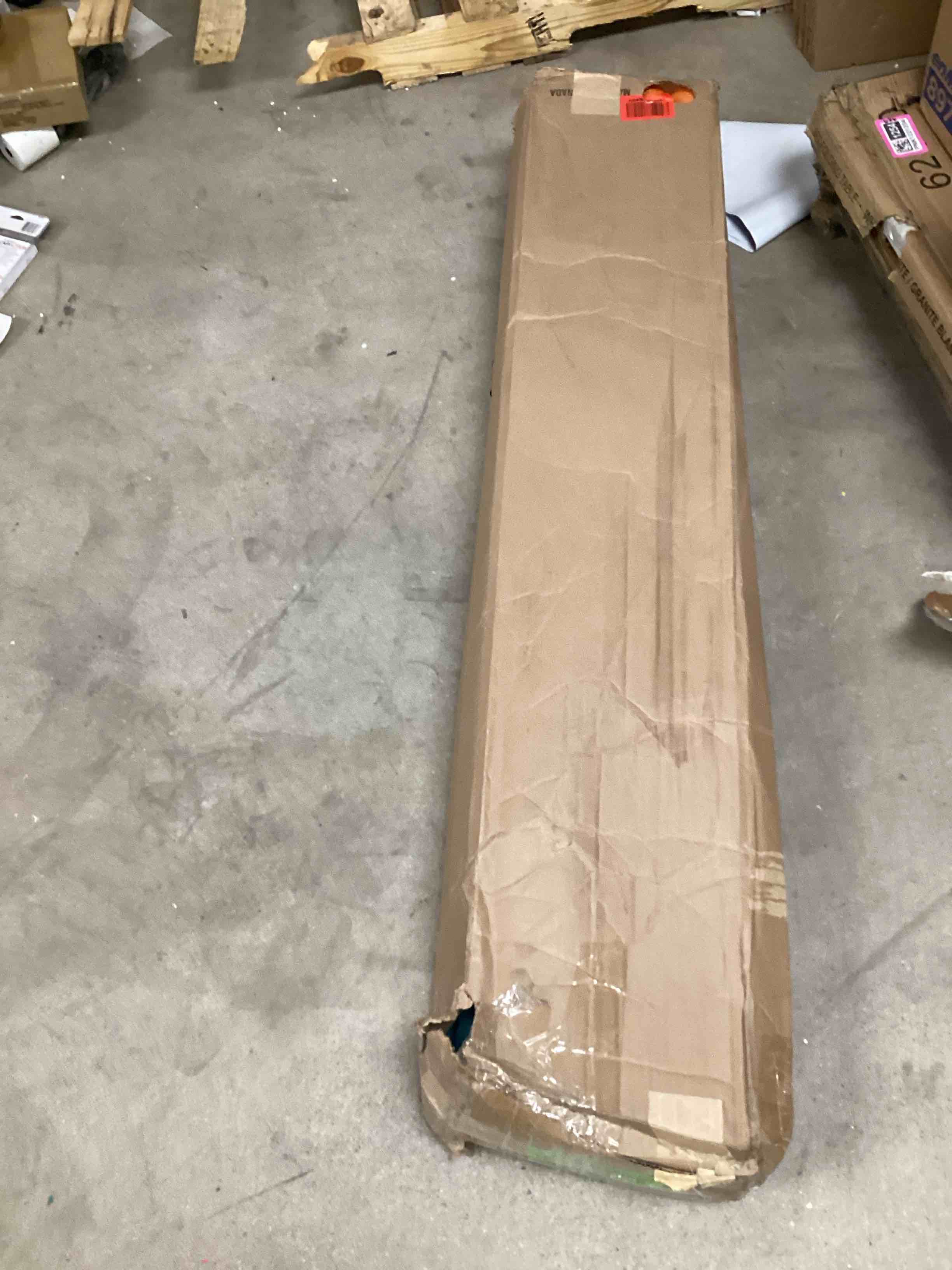 https://s3.amazonaws.com/lotting-images-prod/bidfta/PNK1221270_1745176322194.jpeg