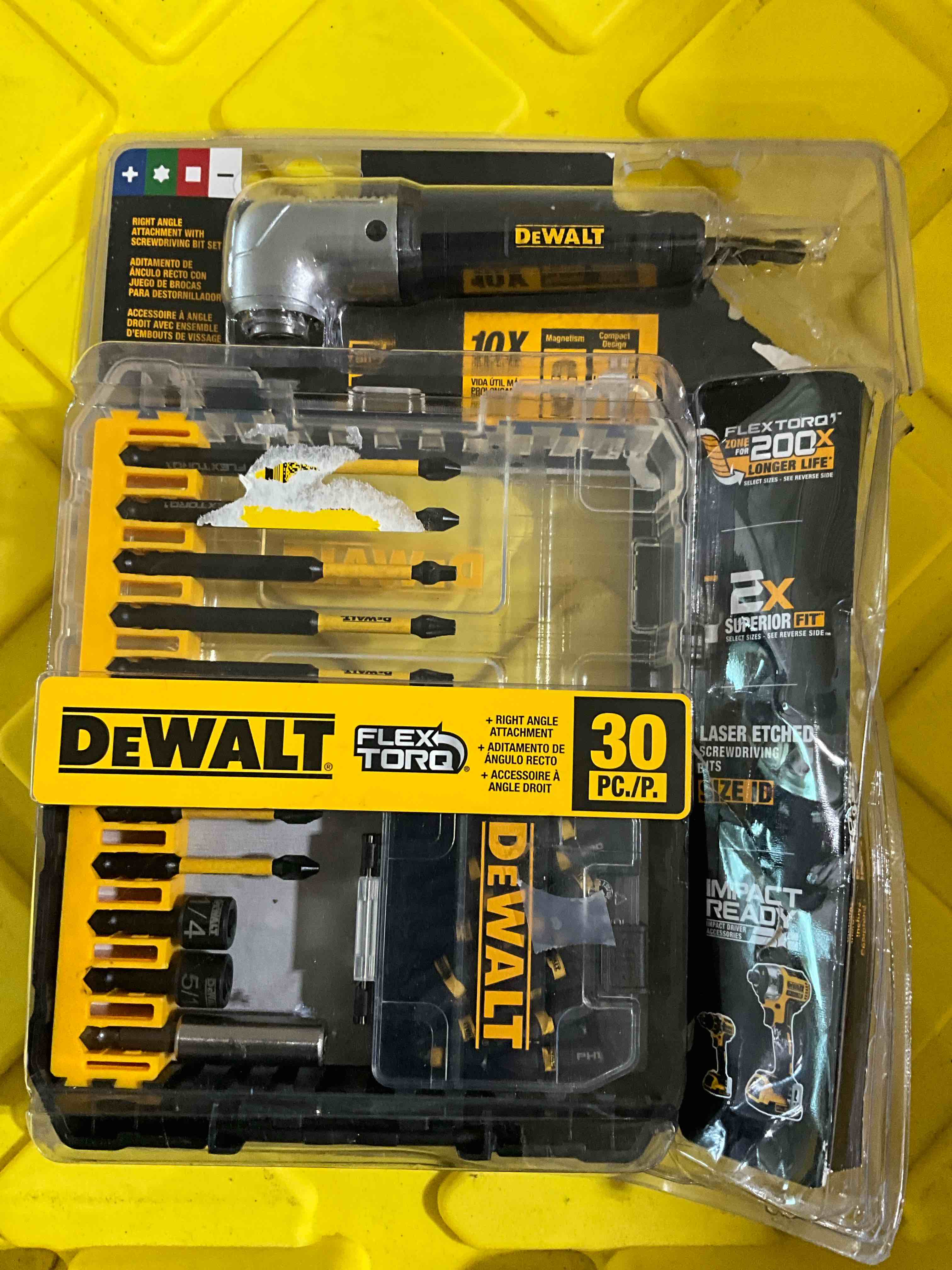 https://s3.amazonaws.com/lotting-images-prod/bidfta/PNK1223523_1744984686528.jpeg