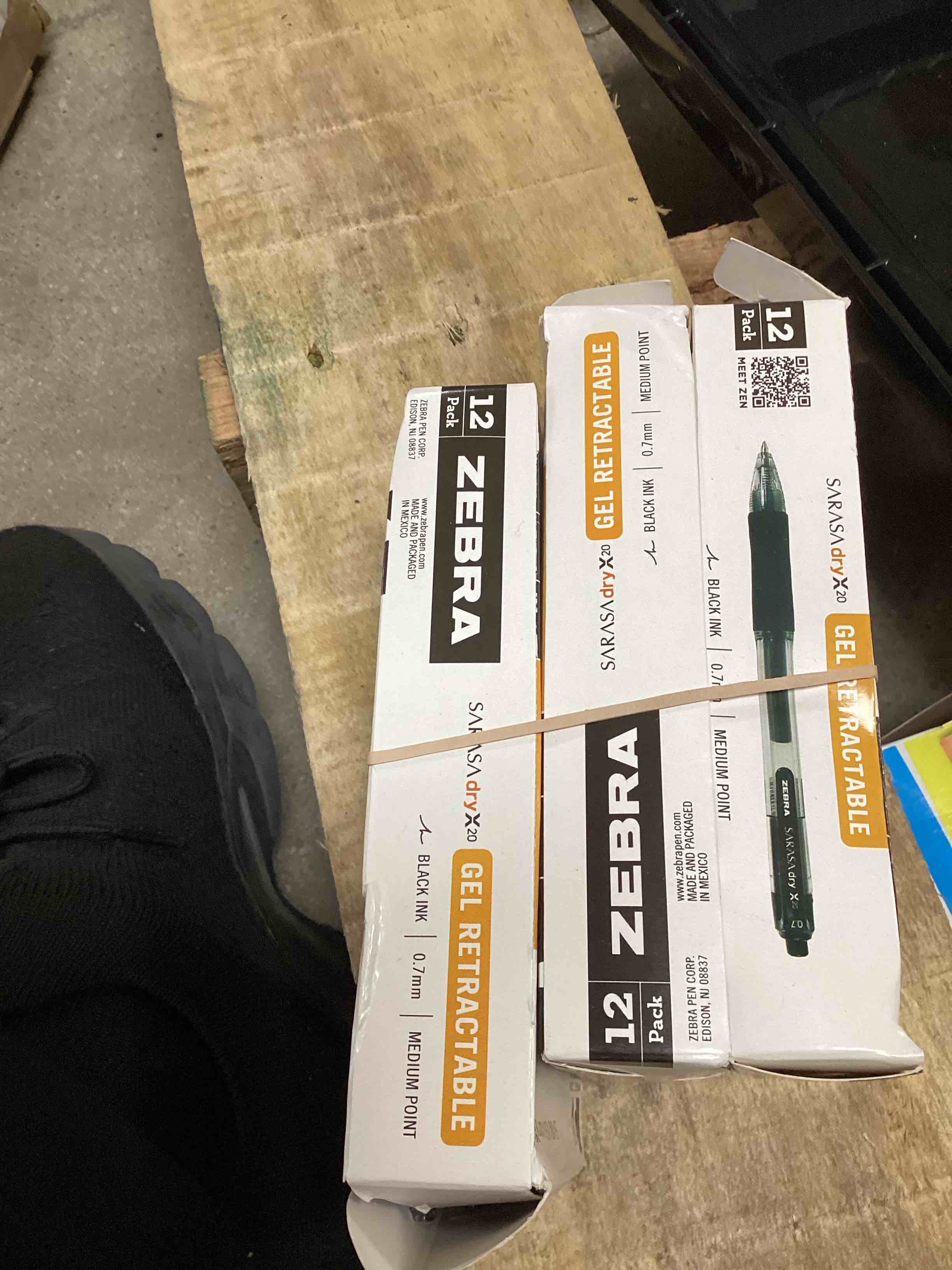 https://s3.amazonaws.com/lotting-images-prod/bidfta/PNK1224291_1746302347359.jpeg