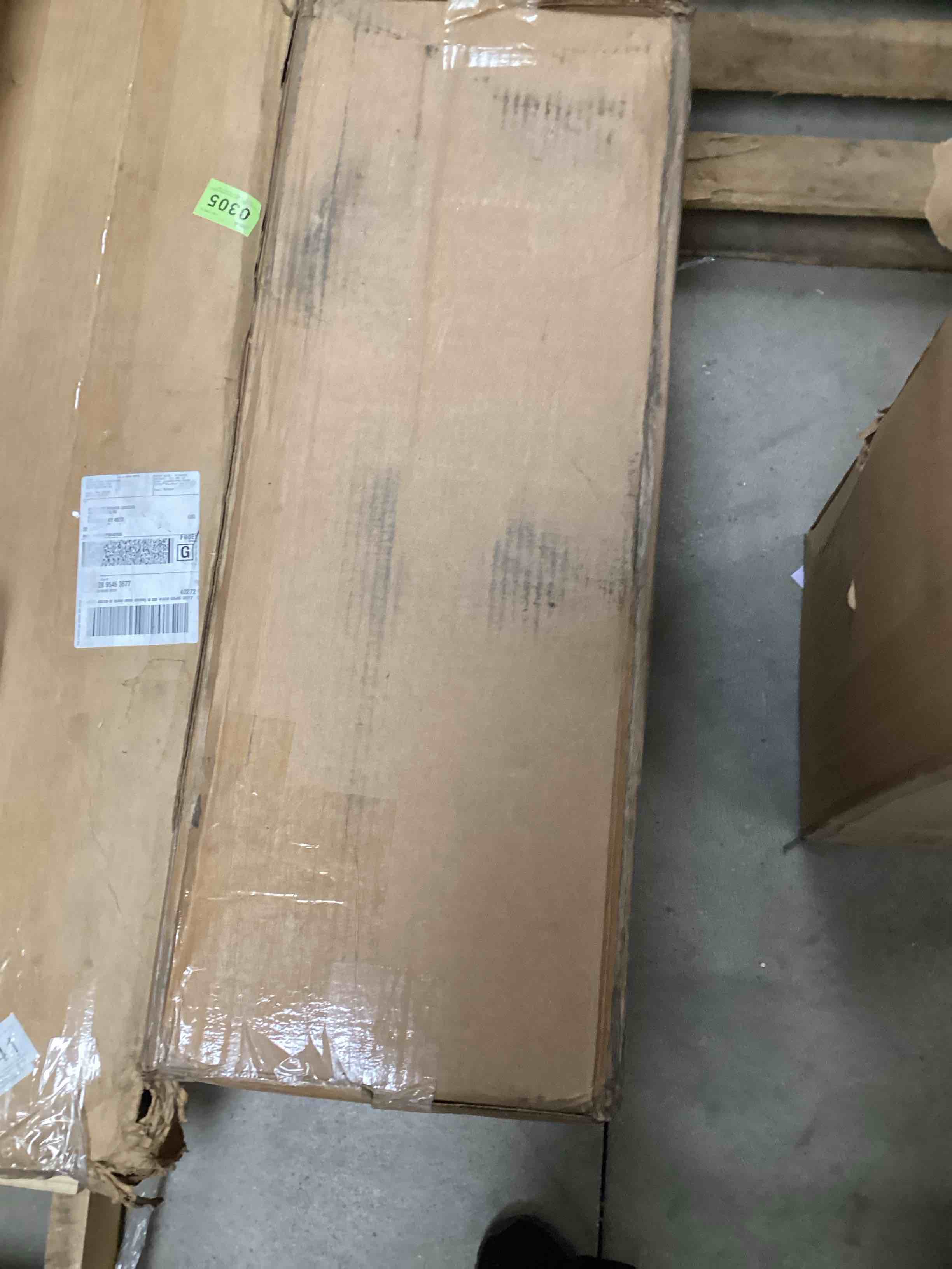 https://s3.amazonaws.com/lotting-images-prod/bidfta/PNK1224302_1746300018730.jpeg