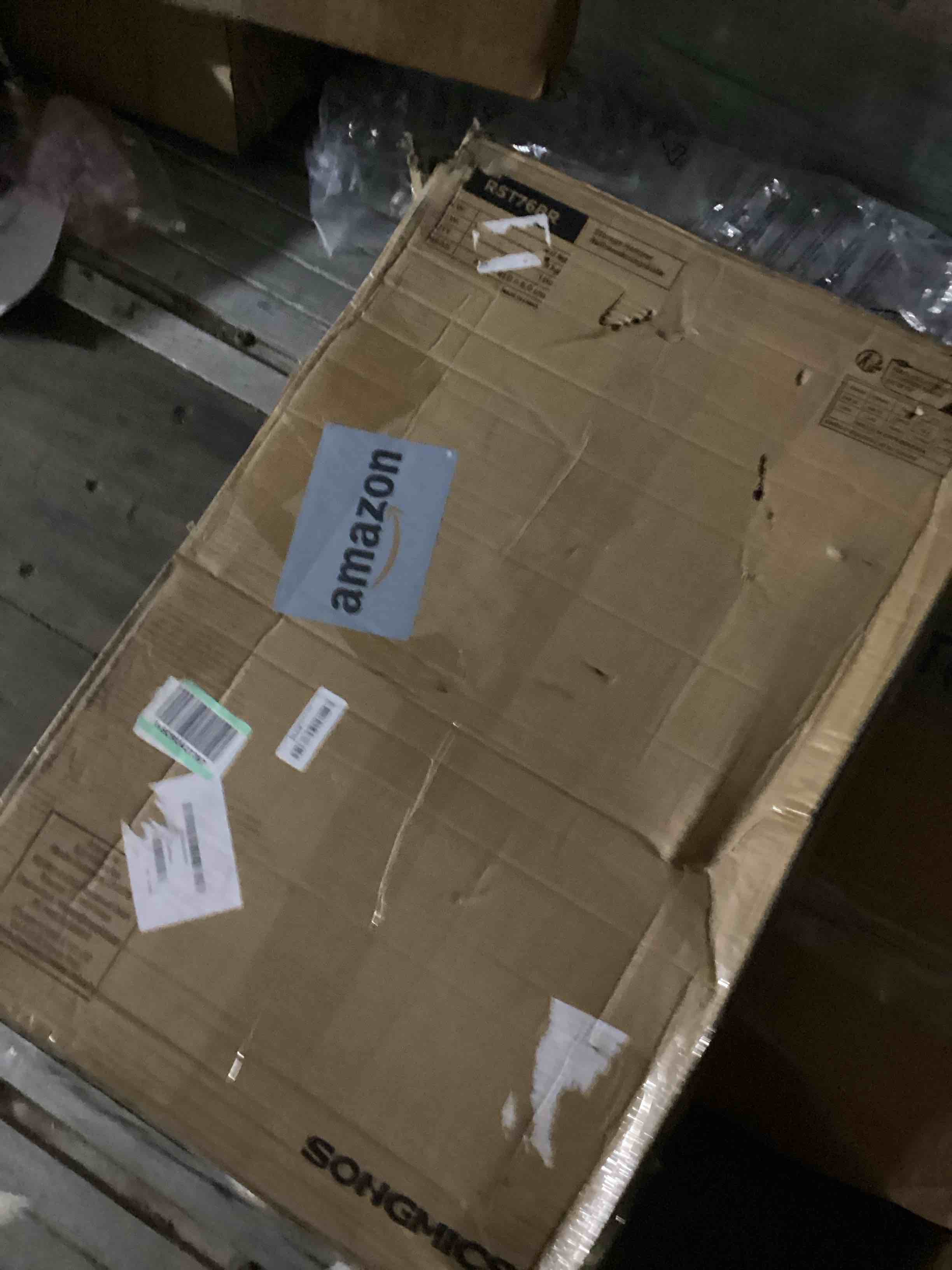 https://s3.amazonaws.com/lotting-images-prod/bidfta/PNK1224434_1746736330662.jpeg