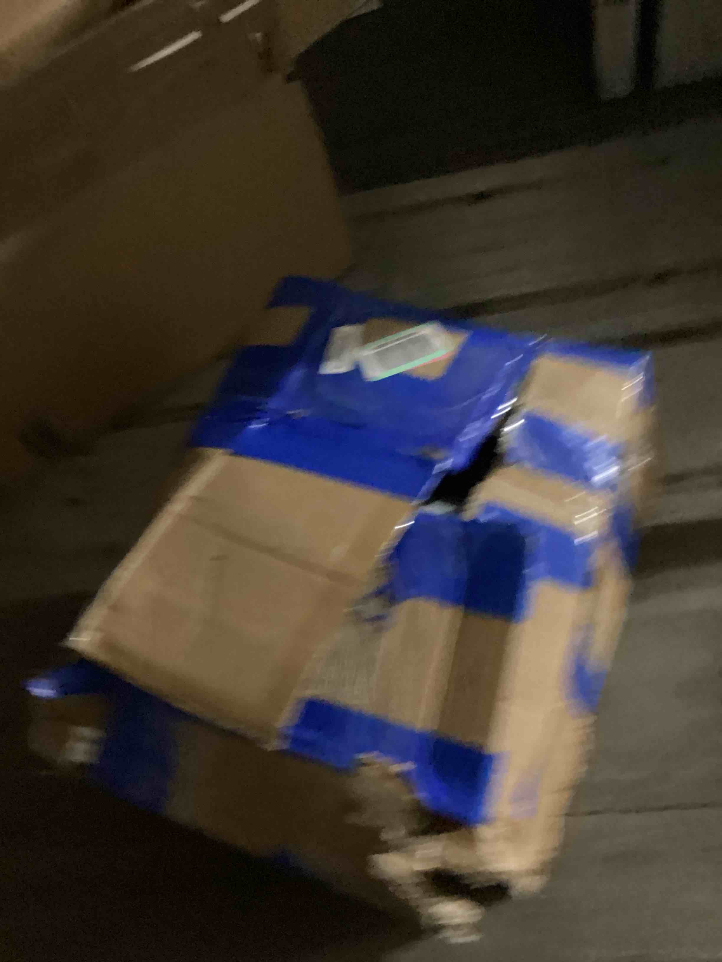 https://s3.amazonaws.com/lotting-images-prod/bidfta/PNK1224443_1746737810464.jpeg