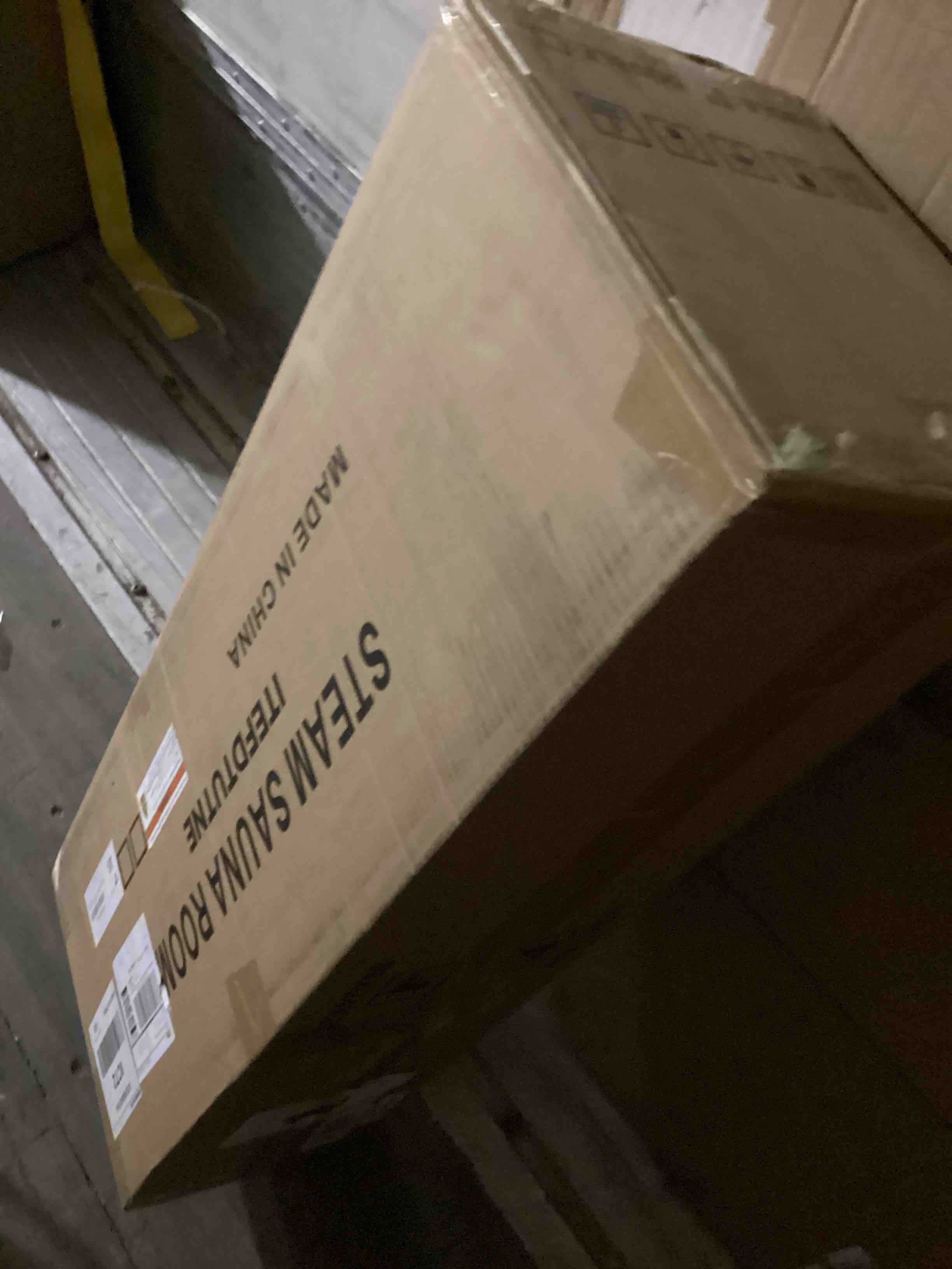 https://s3.amazonaws.com/lotting-images-prod/bidfta/PNK1224448_1746739909129.jpeg