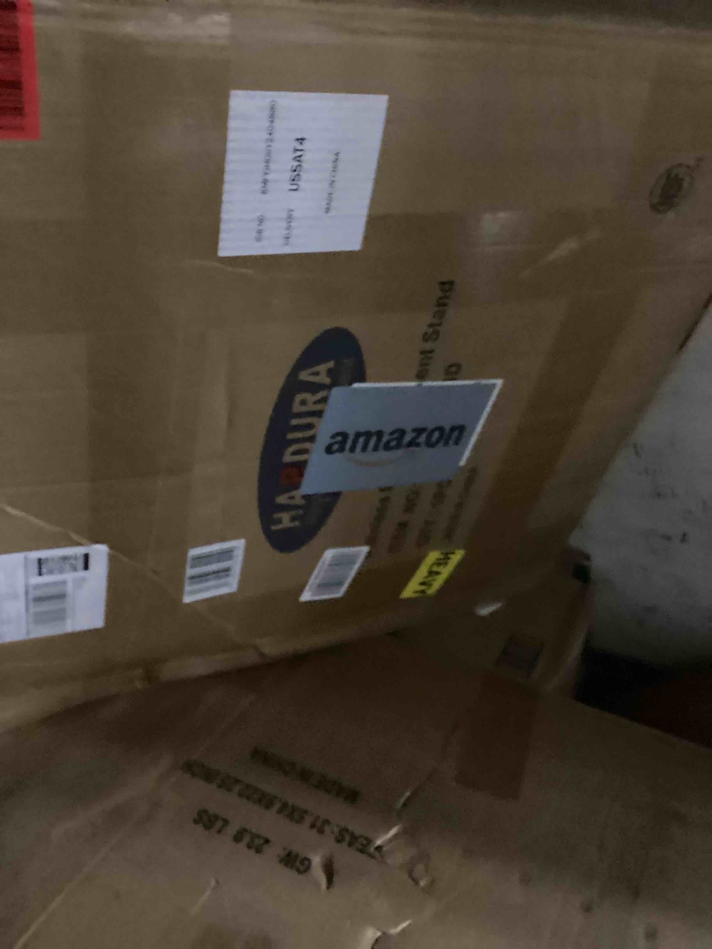 https://s3.amazonaws.com/lotting-images-prod/bidfta/PNK1224449_1746740055173.jpeg