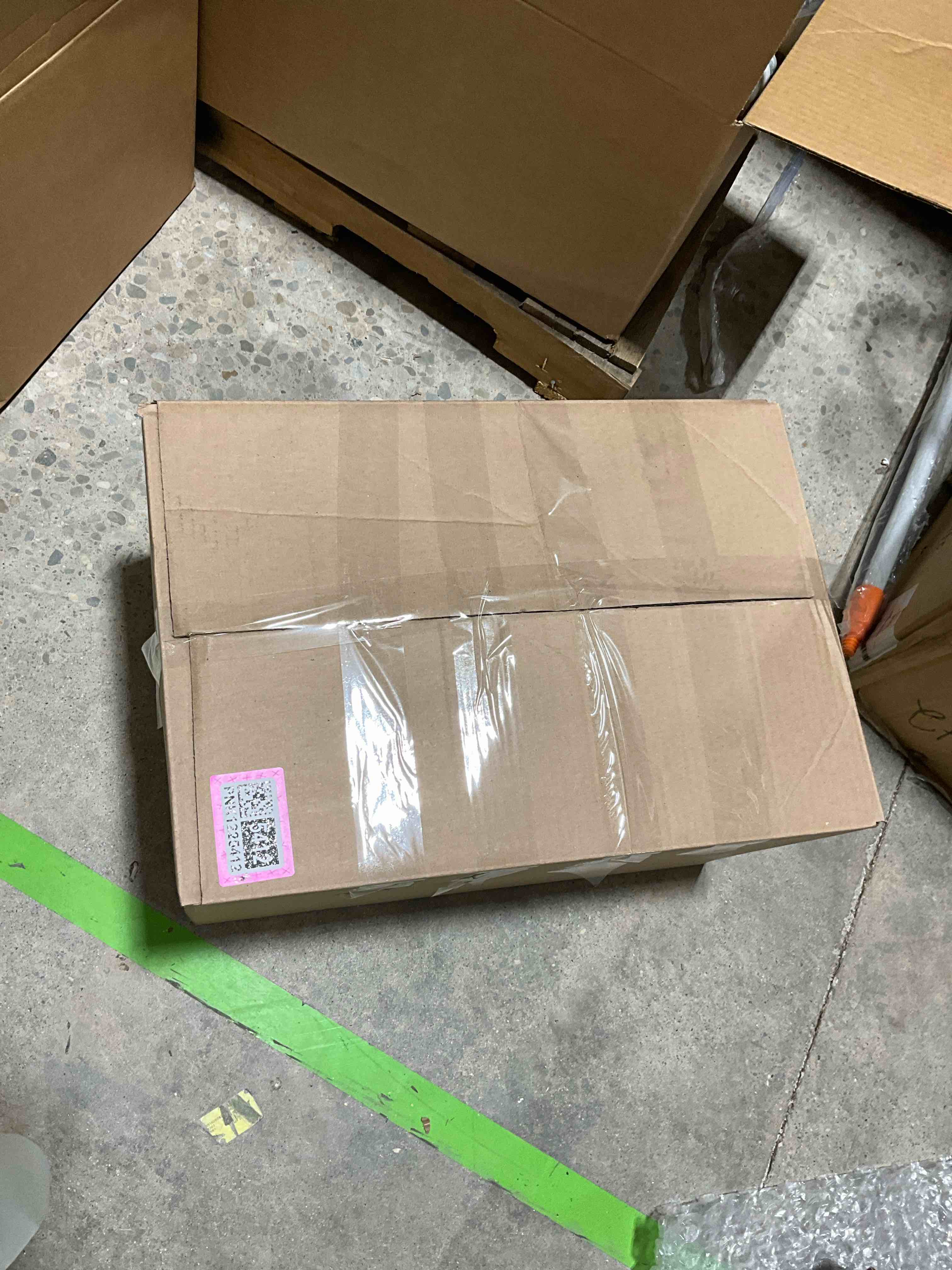https://s3.amazonaws.com/lotting-images-prod/bidfta/PNK1225412_1734383618280.jpeg