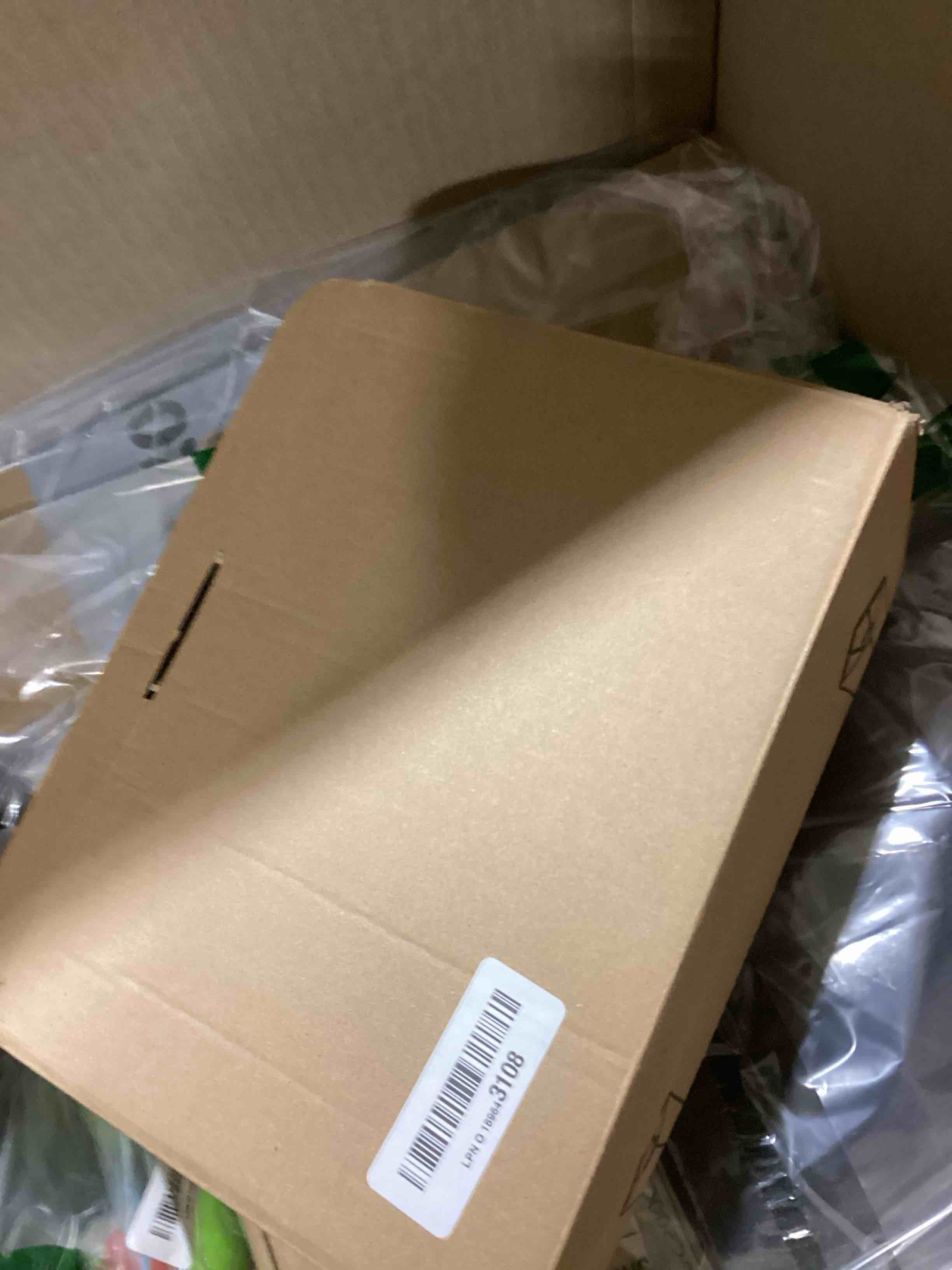 https://s3.amazonaws.com/lotting-images-prod/bidfta/PNK1225844_1735939592076.jpeg