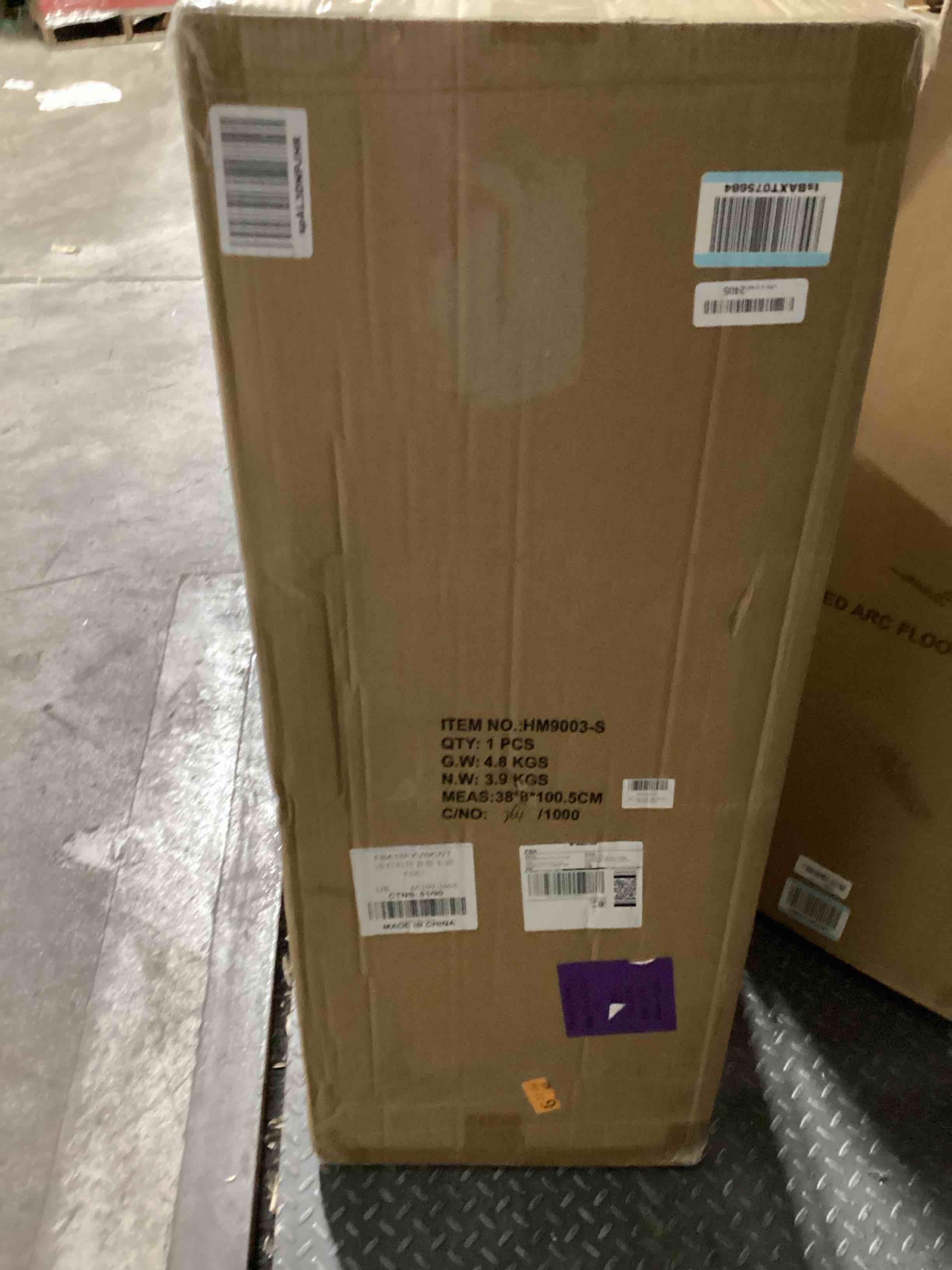 https://s3.amazonaws.com/lotting-images-prod/bidfta/PNK1226402_1746713897428.jpeg