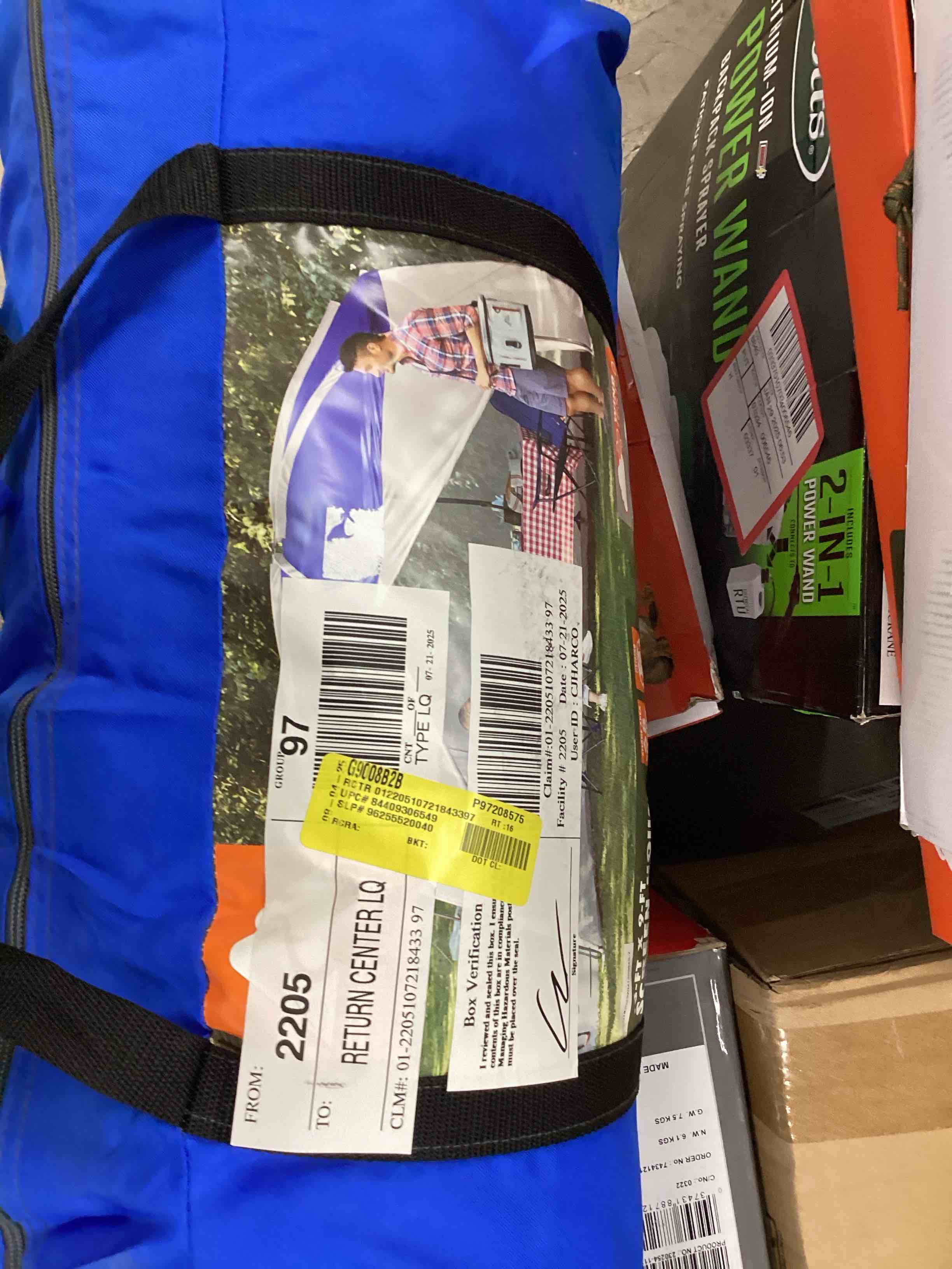 https://s3.amazonaws.com/lotting-images-prod/bidfta/PNK1228029_1759330259173.jpeg