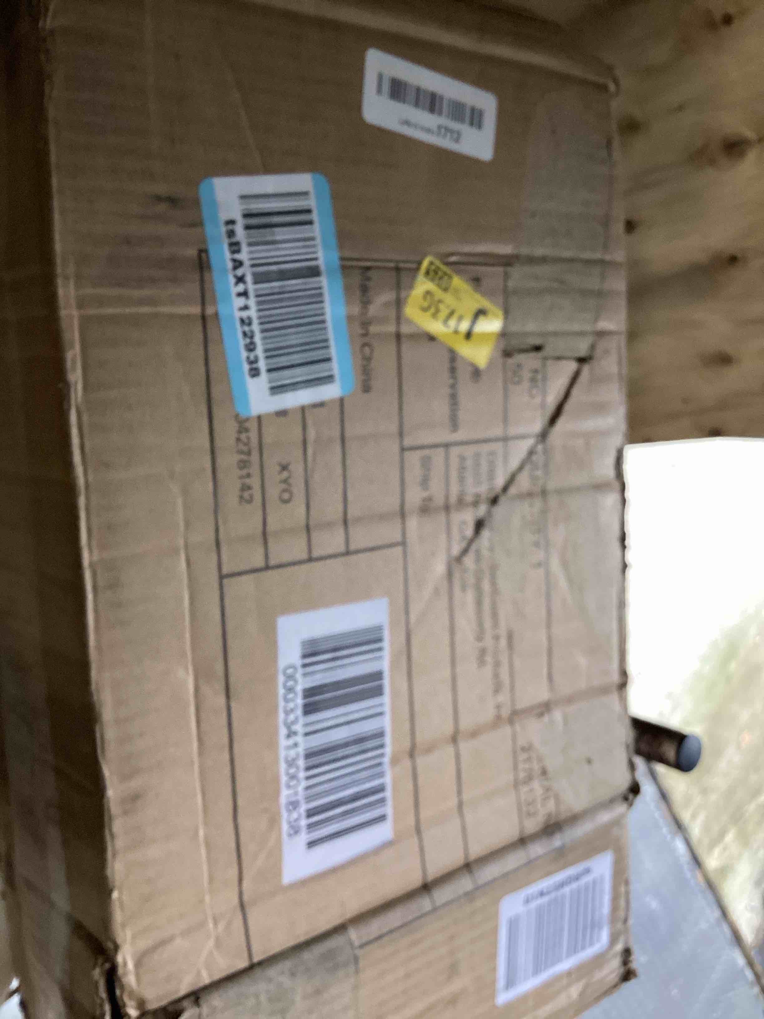 https://s3.amazonaws.com/lotting-images-prod/bidfta/PNK1228539_1759764683194.jpeg