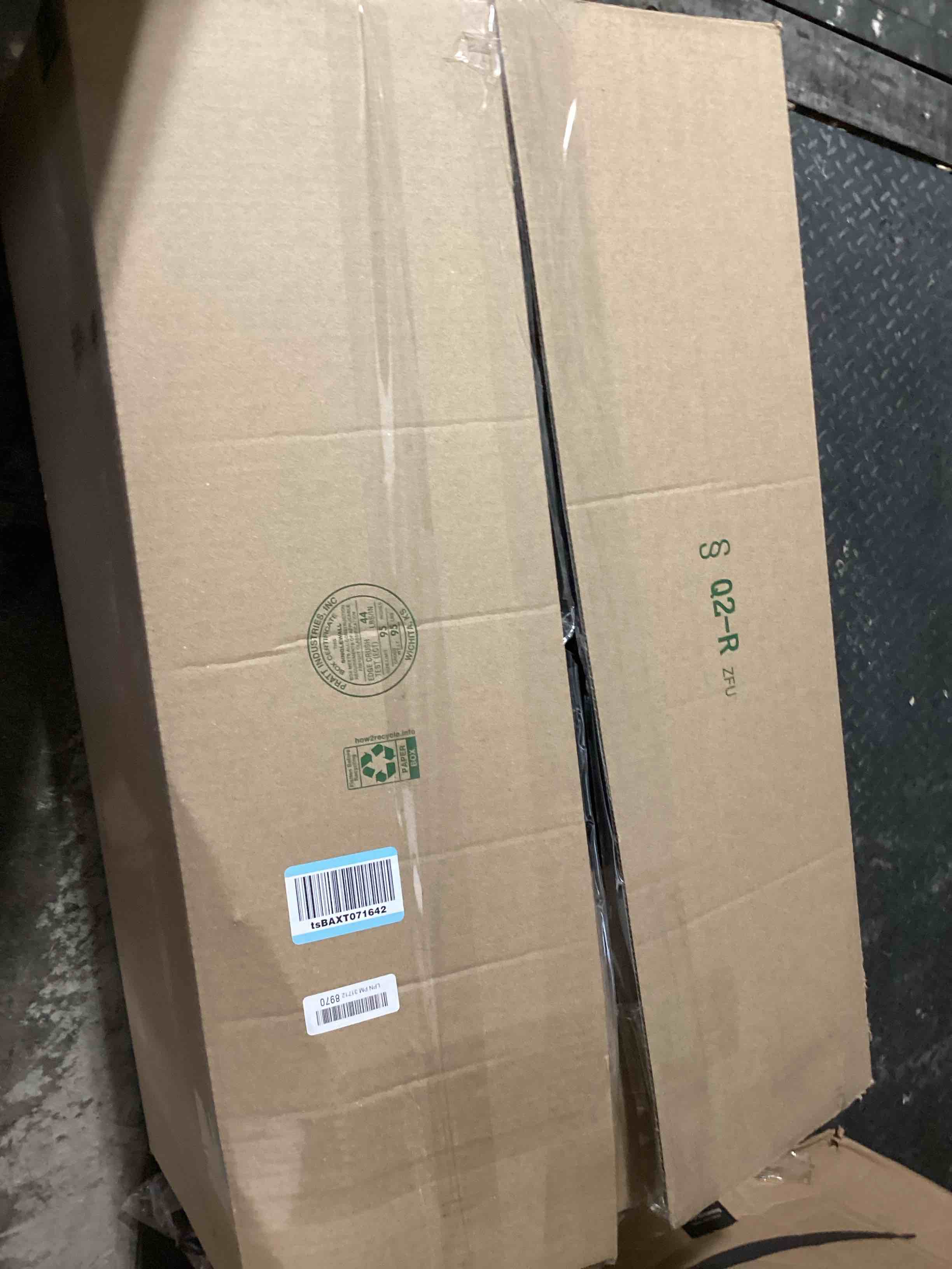 https://s3.amazonaws.com/lotting-images-prod/bidfta/PNK1228653_1759781293621.jpeg
