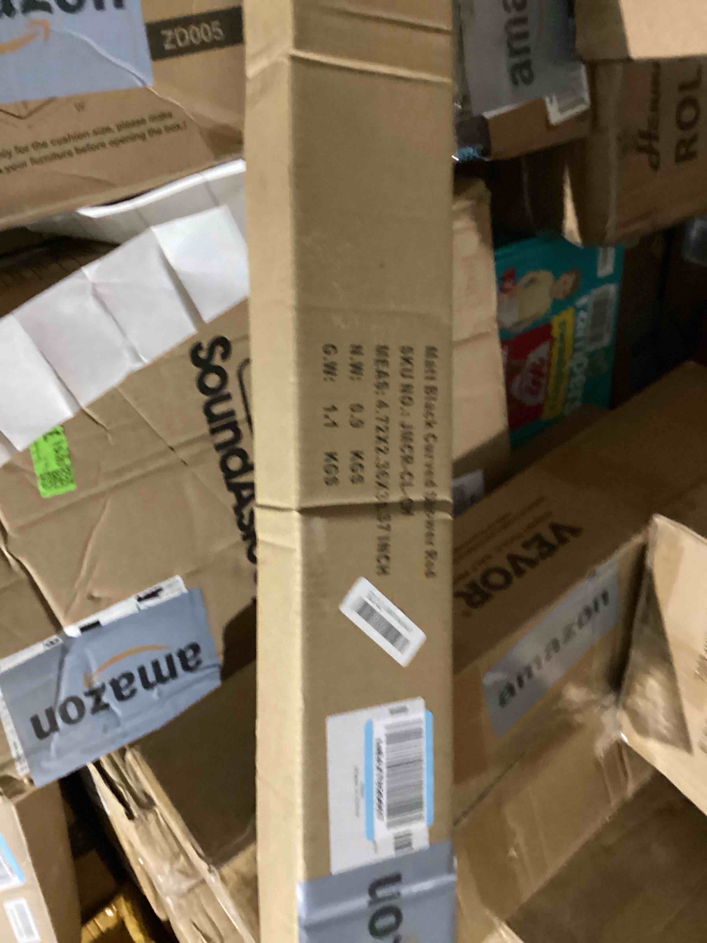 https://s3.amazonaws.com/lotting-images-prod/bidfta/PNK1228657_1759860139227.jpeg