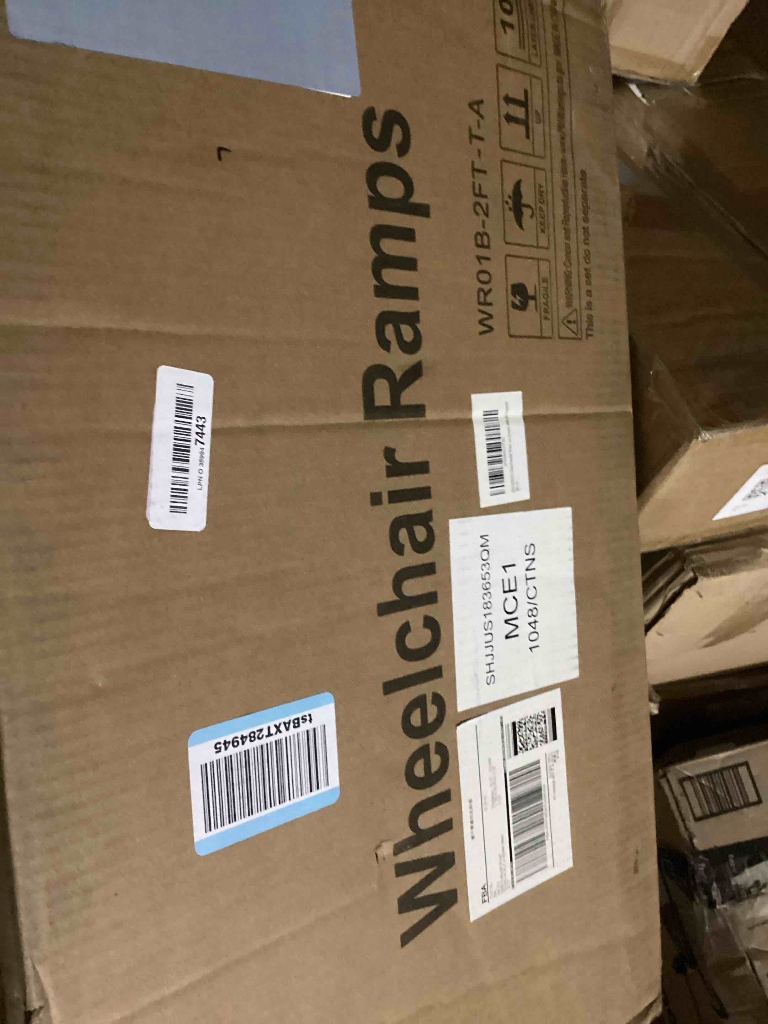 https://s3.amazonaws.com/lotting-images-prod/bidfta/PNK1228673_1759858312362.jpeg