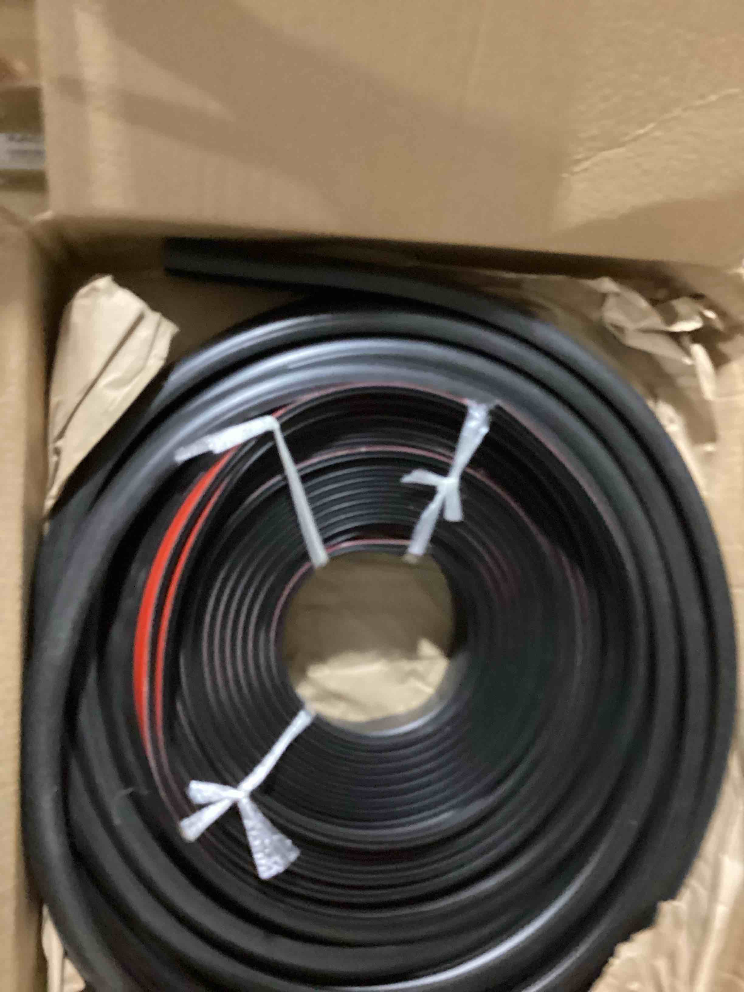 https://s3.amazonaws.com/lotting-images-prod/bidfta/PNK1228741_1759847800234.jpeg