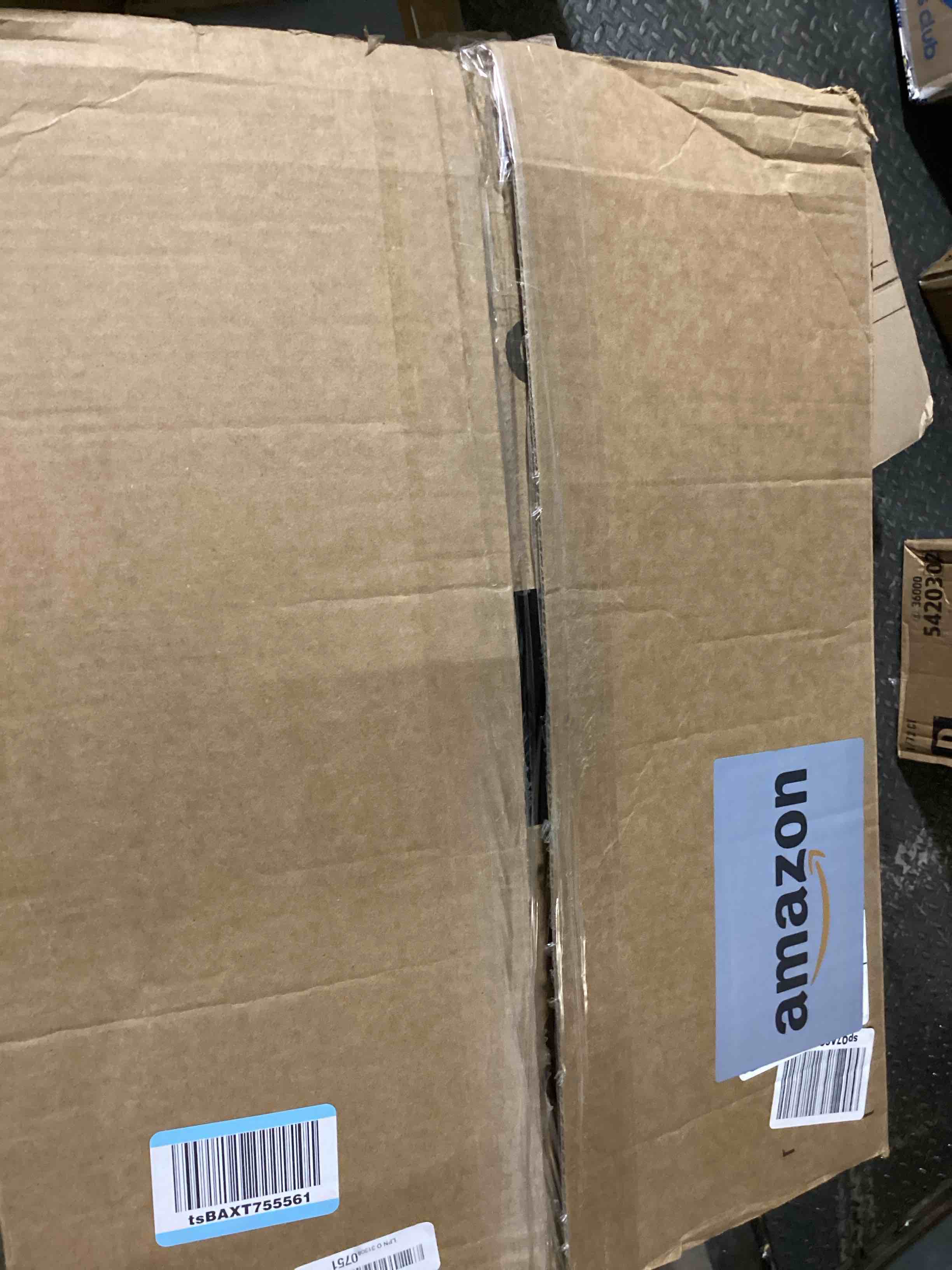 https://s3.amazonaws.com/lotting-images-prod/bidfta/PNK1228741_1759847854069.jpeg