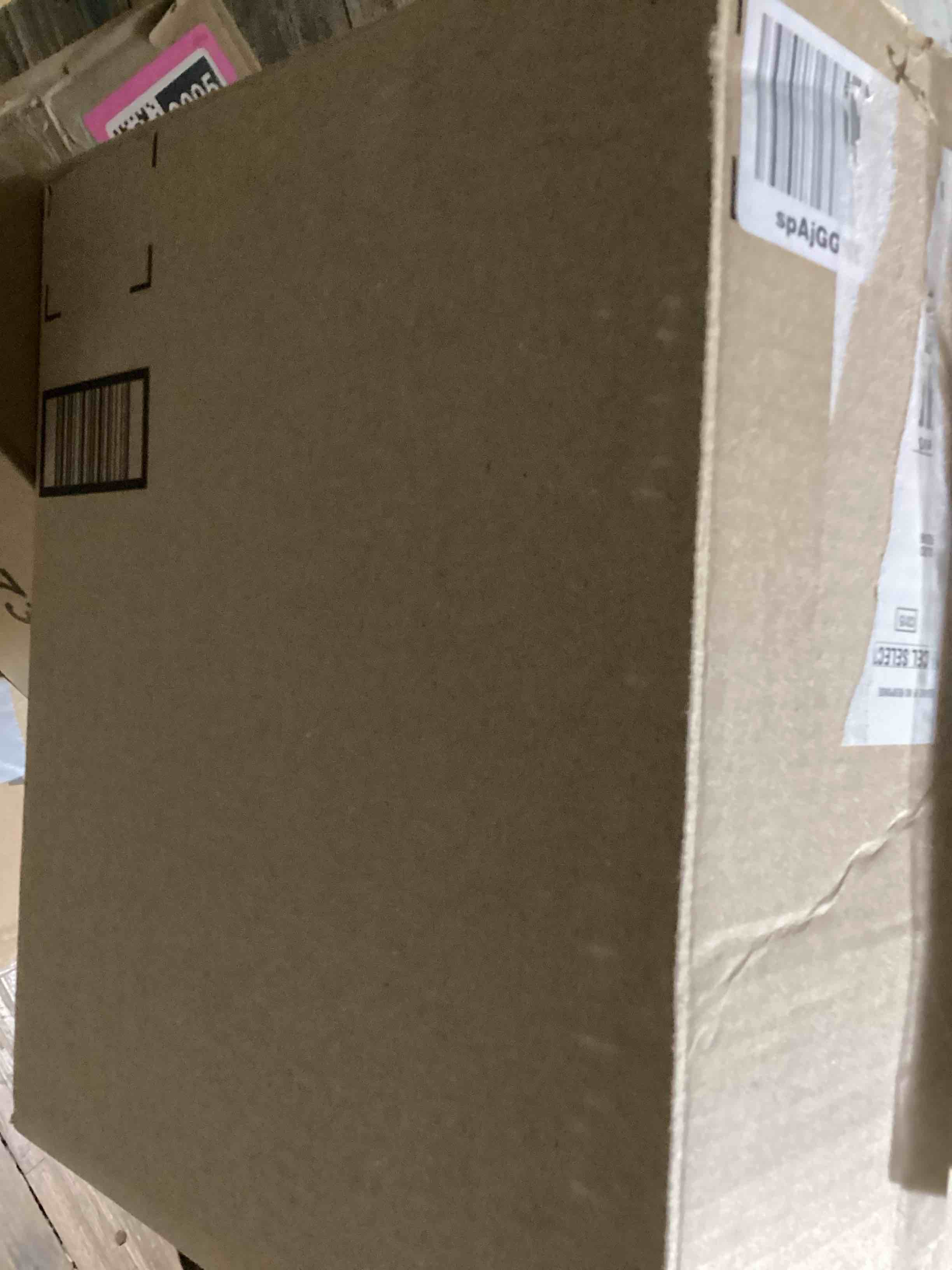 https://s3.amazonaws.com/lotting-images-prod/bidfta/PNK1229088_1759953416279.jpeg