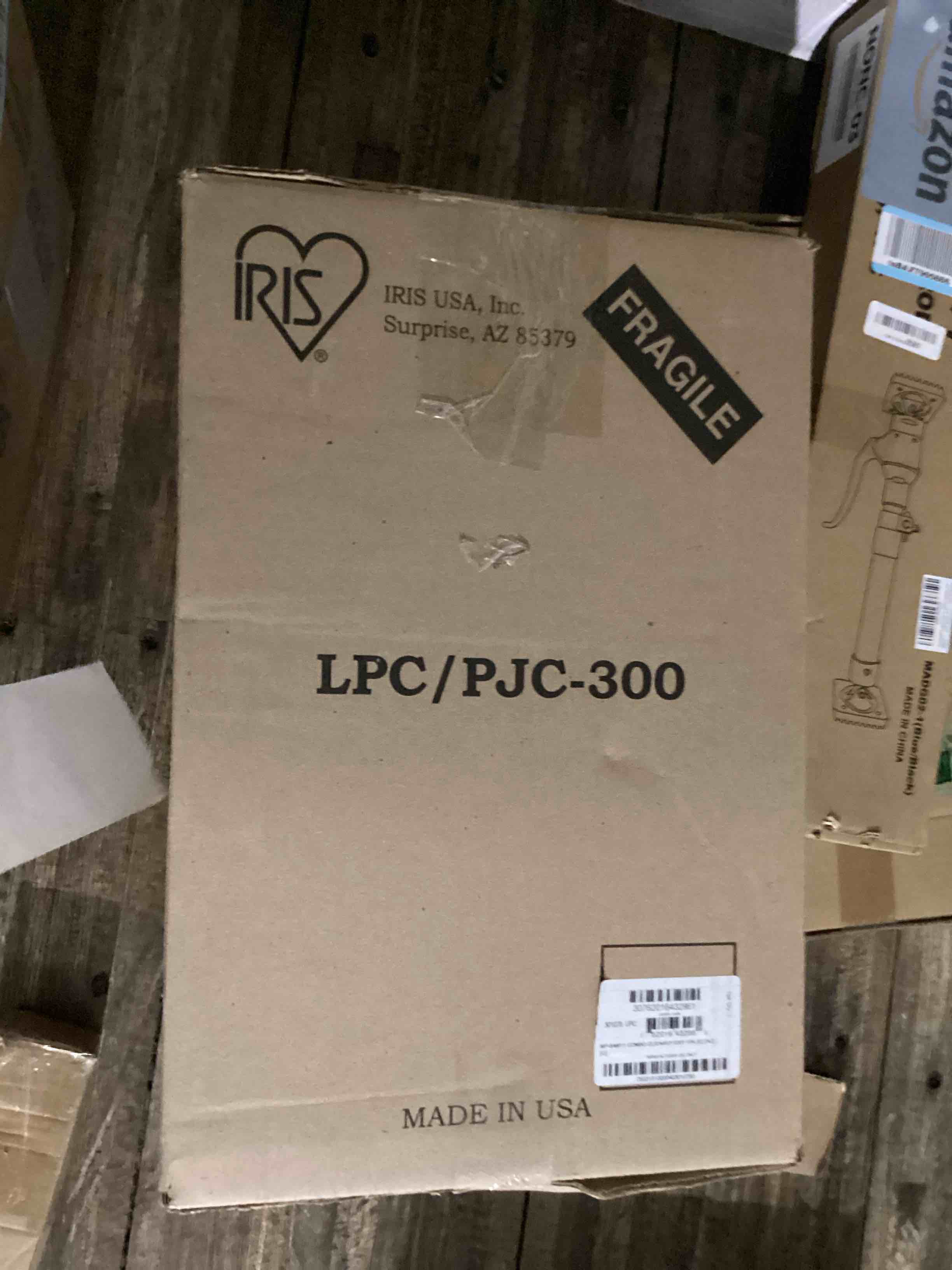 https://s3.amazonaws.com/lotting-images-prod/bidfta/PNK1229125_1759949037755.jpeg