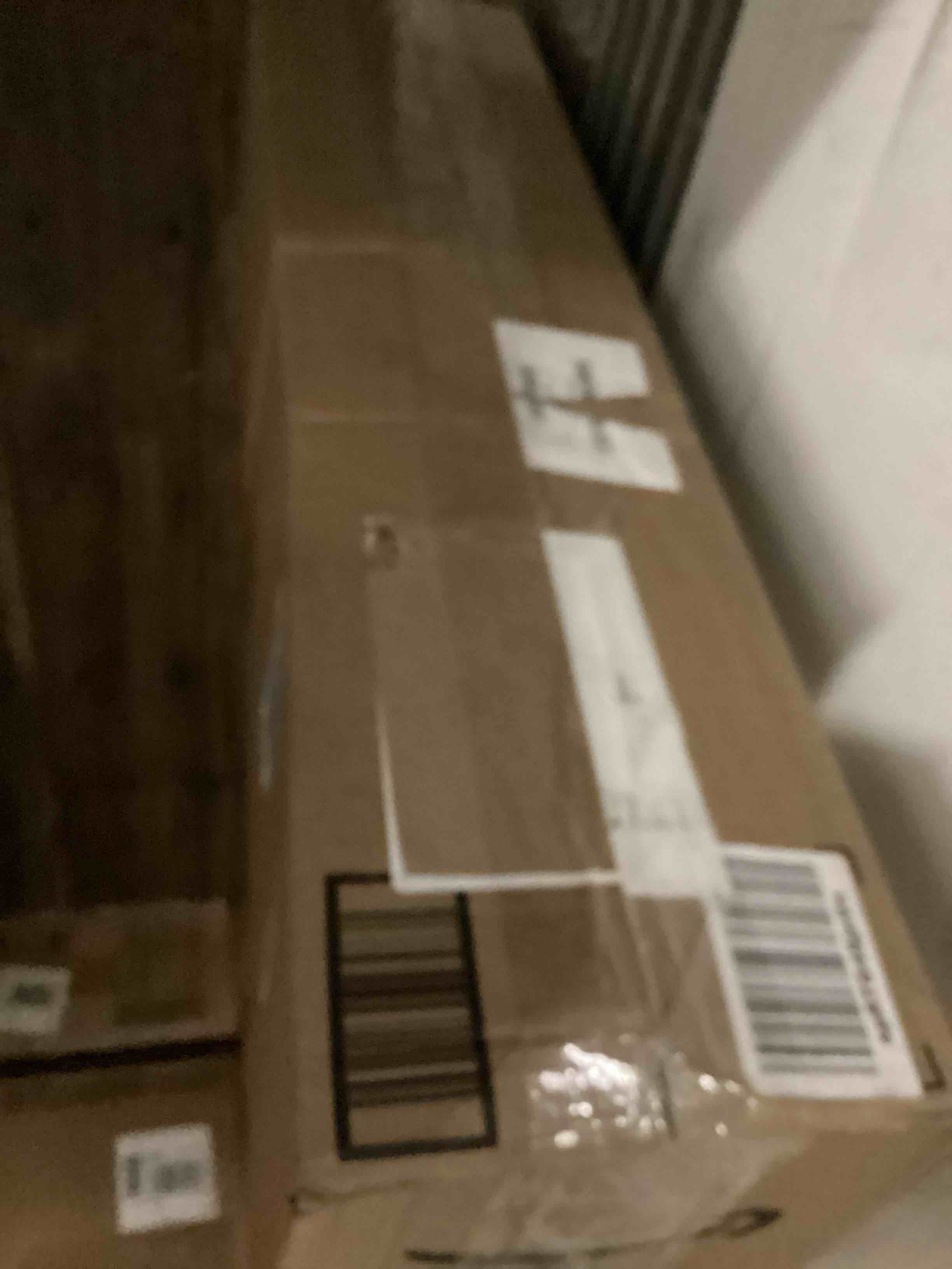 https://s3.amazonaws.com/lotting-images-prod/bidfta/PNK1229128_1759948888222.jpeg