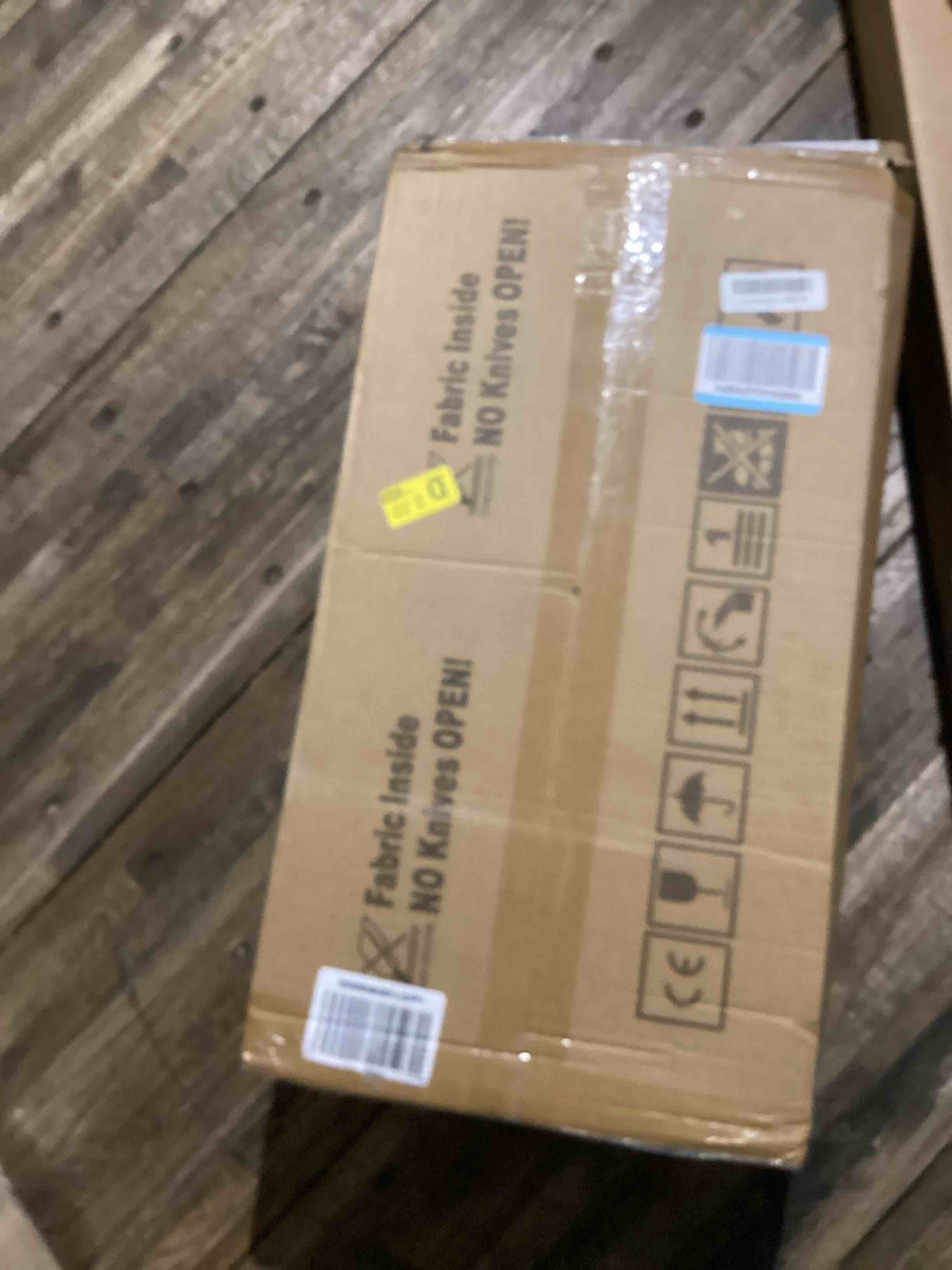 https://s3.amazonaws.com/lotting-images-prod/bidfta/PNK1229168_1759959385978.jpeg