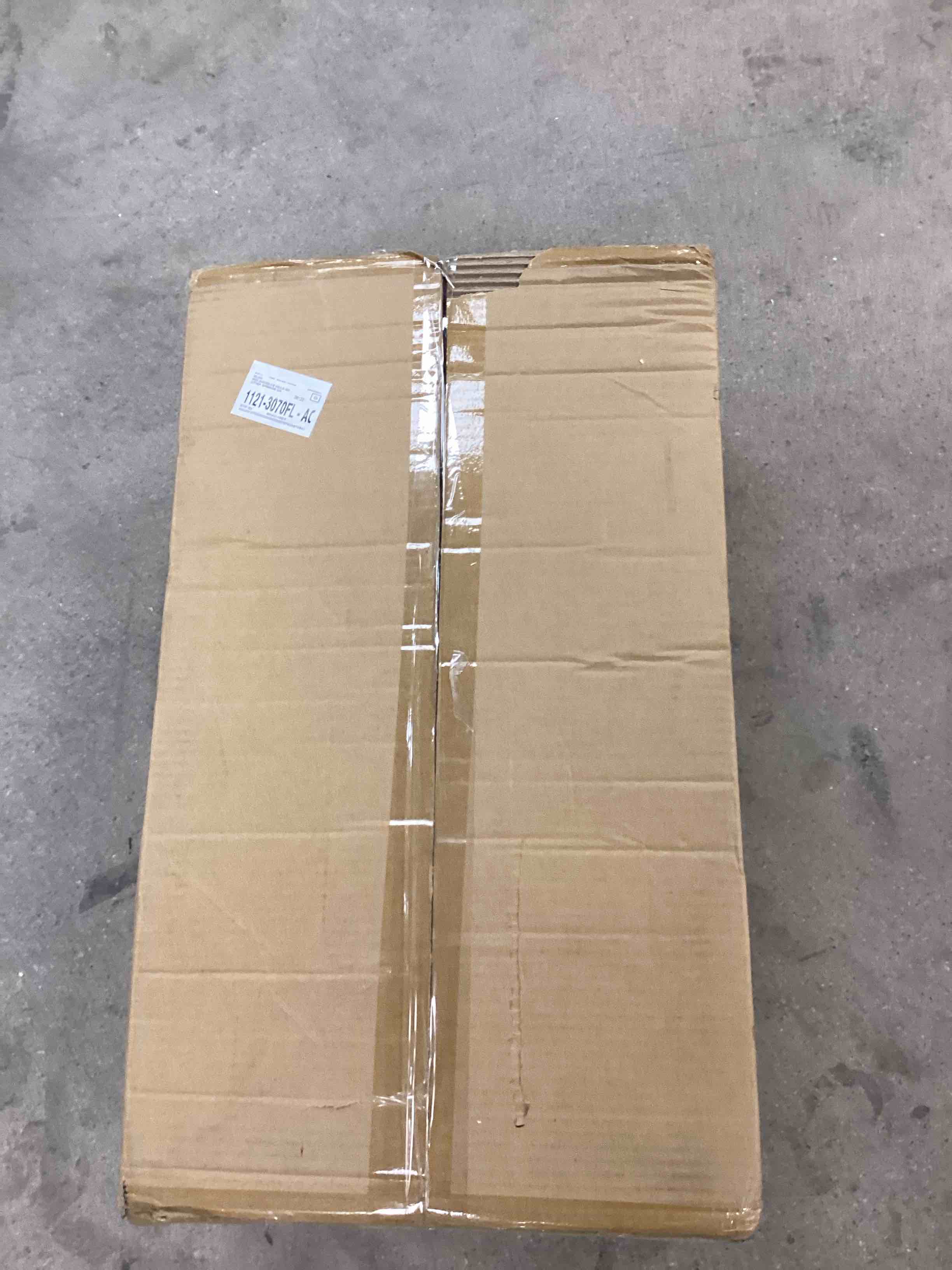 https://s3.amazonaws.com/lotting-images-prod/bidfta/PNK1229401_1760363762571.jpeg