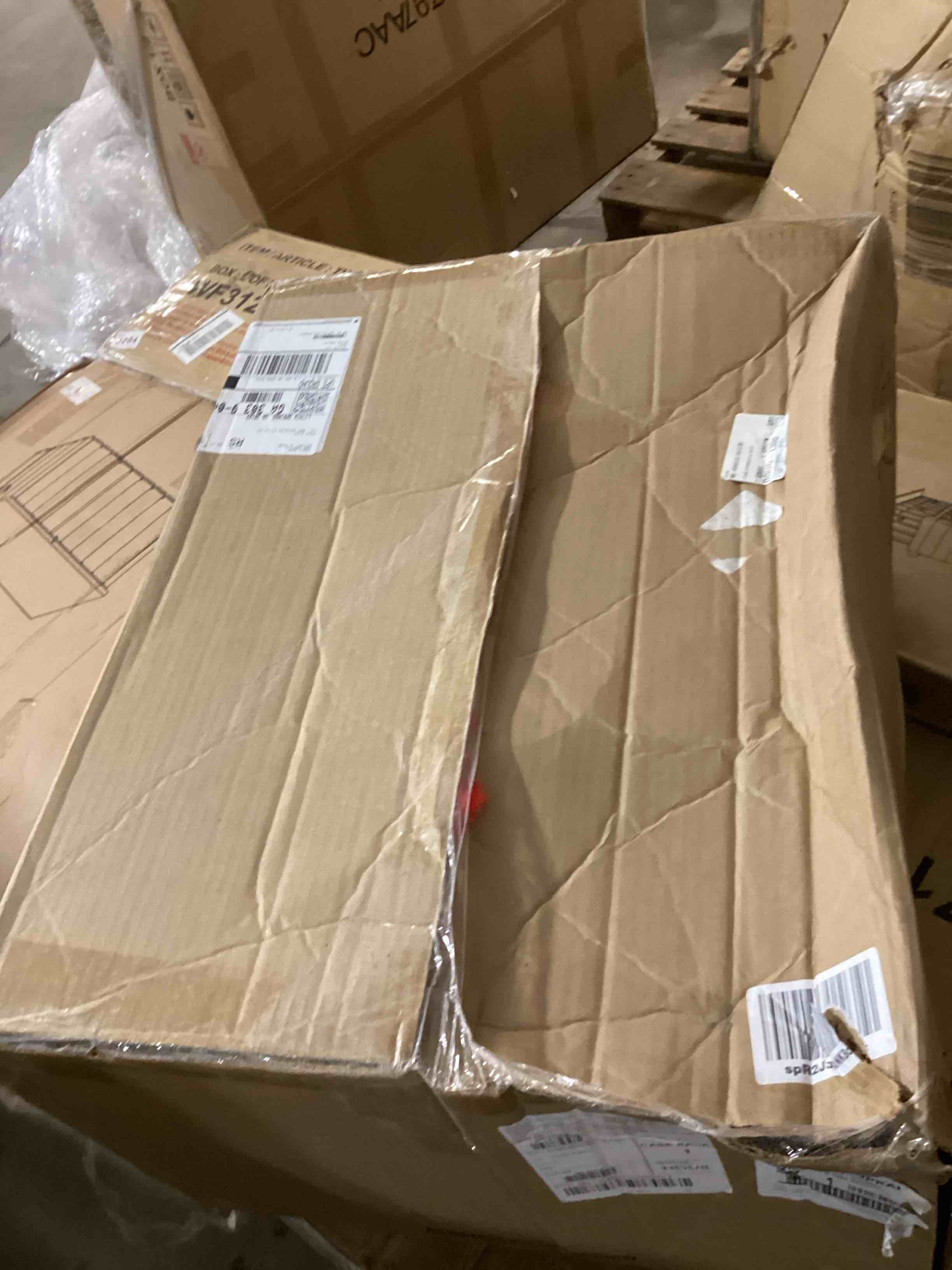 https://s3.amazonaws.com/lotting-images-prod/bidfta/PNK1229431_1760392092290.jpeg
