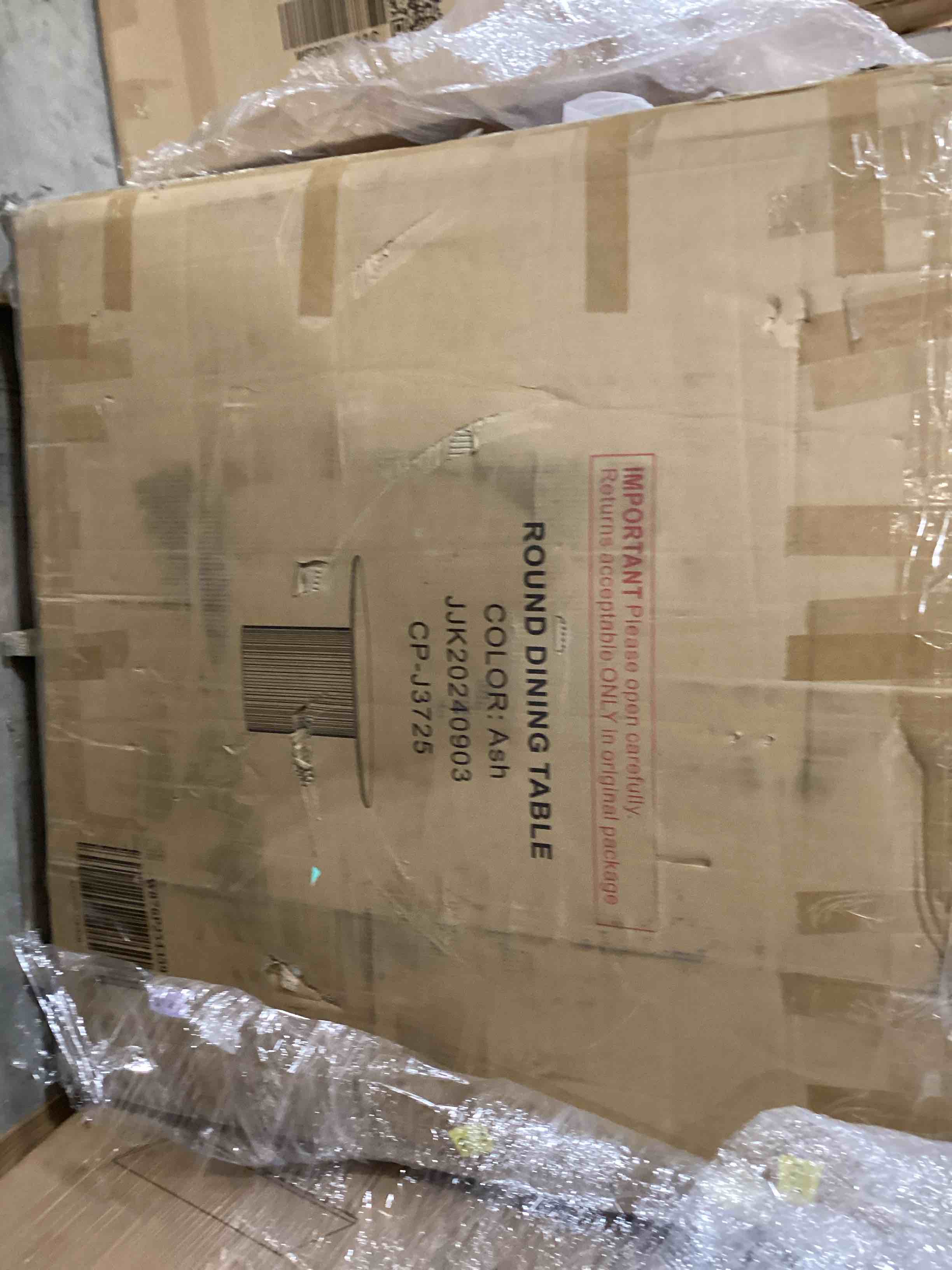https://s3.amazonaws.com/lotting-images-prod/bidfta/PNK1229442_1760388893681.jpeg