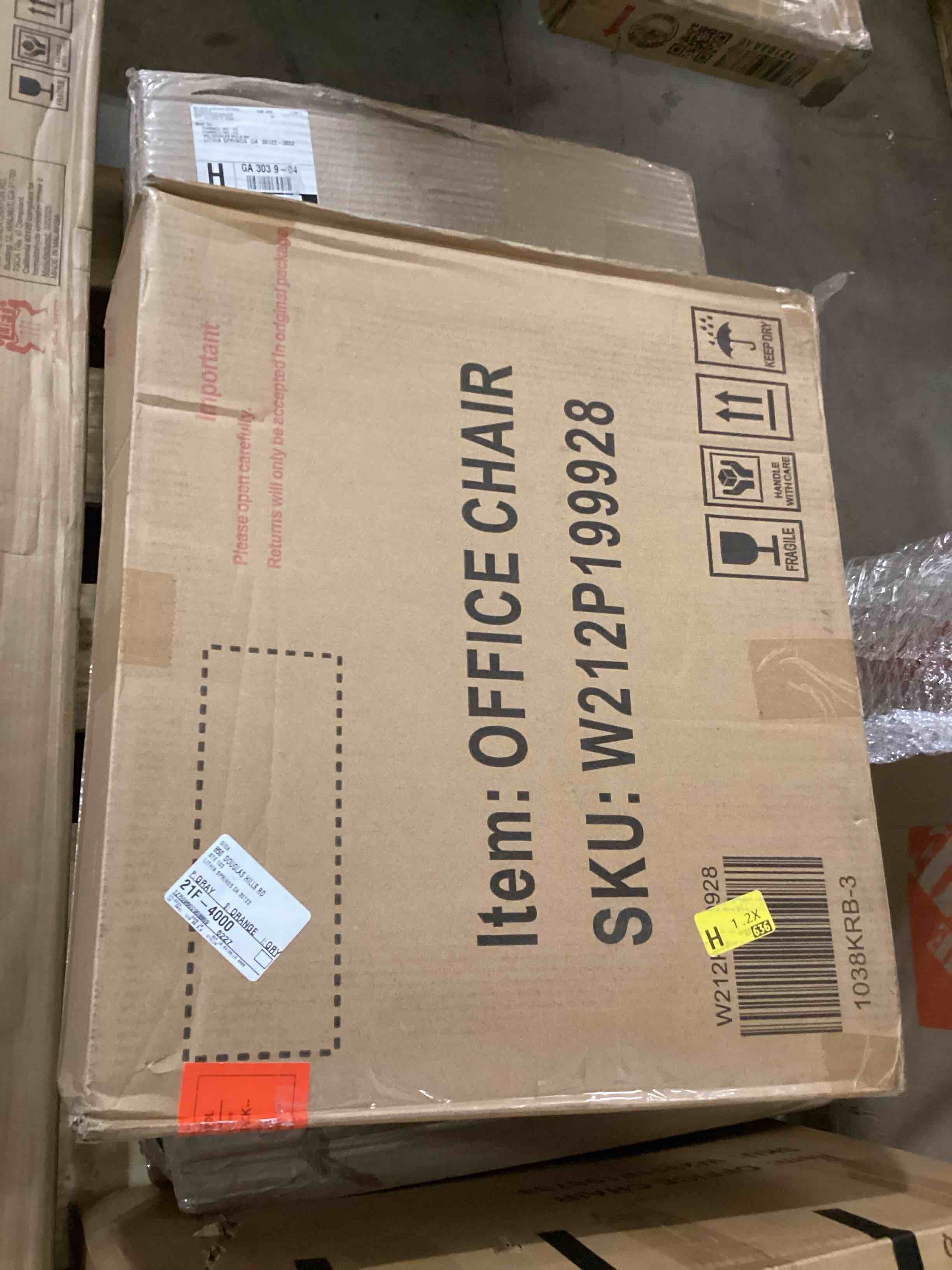 https://s3.amazonaws.com/lotting-images-prod/bidfta/PNK1229451_1760451405092.jpeg