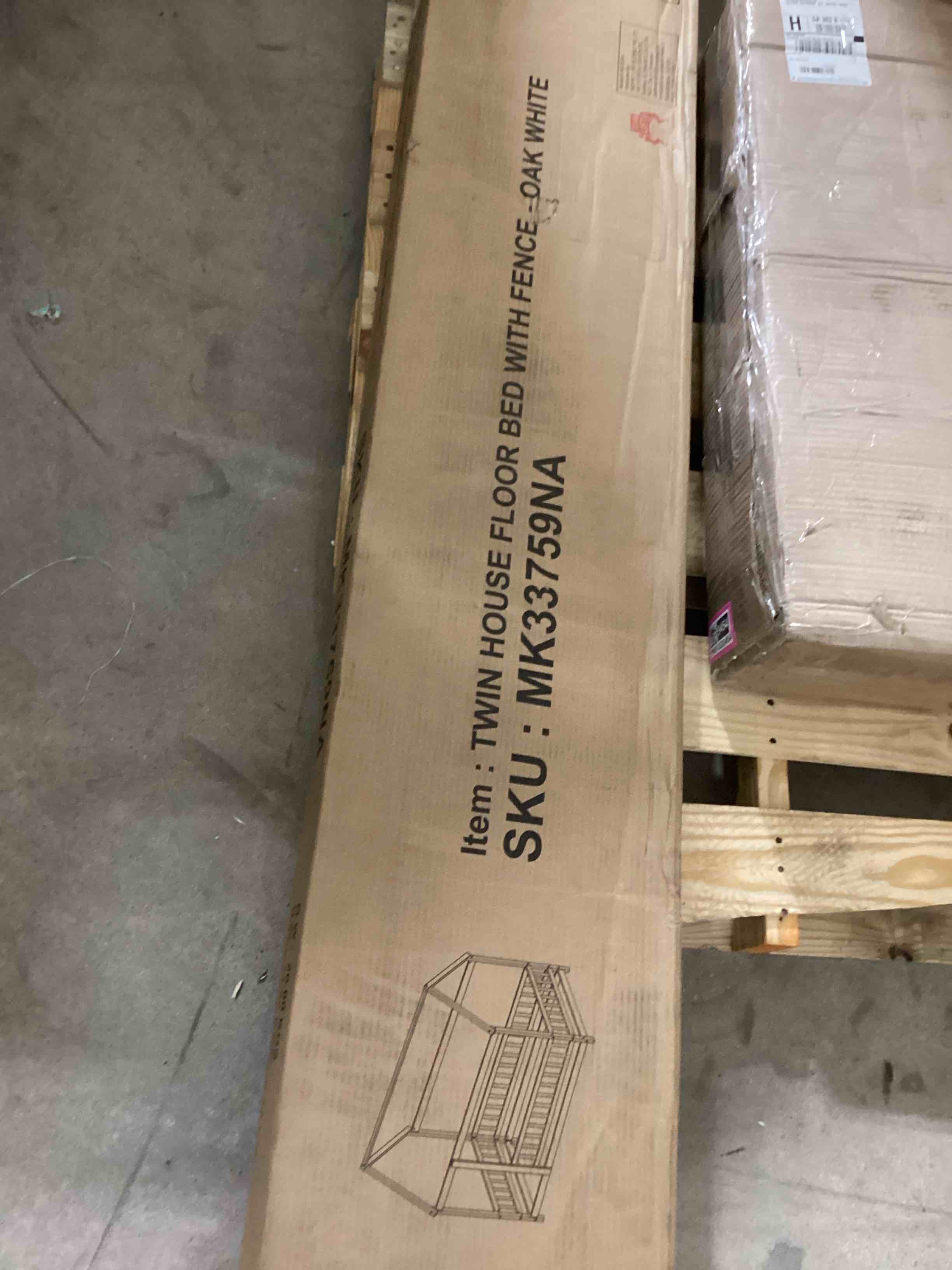 https://s3.amazonaws.com/lotting-images-prod/bidfta/PNK1229453_1760451065951.jpeg