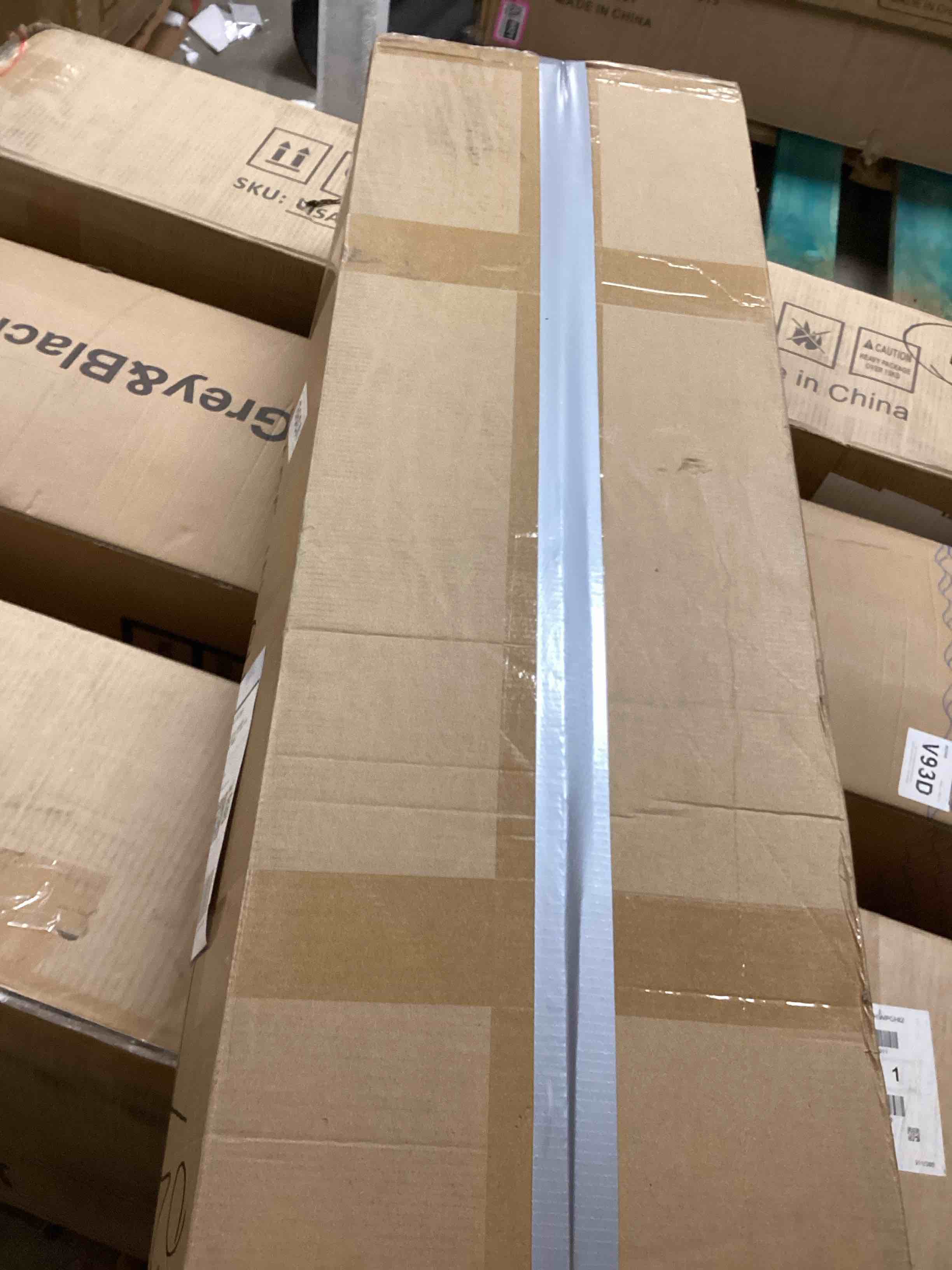 https://s3.amazonaws.com/lotting-images-prod/bidfta/PNK1229527_1760626255024.jpeg