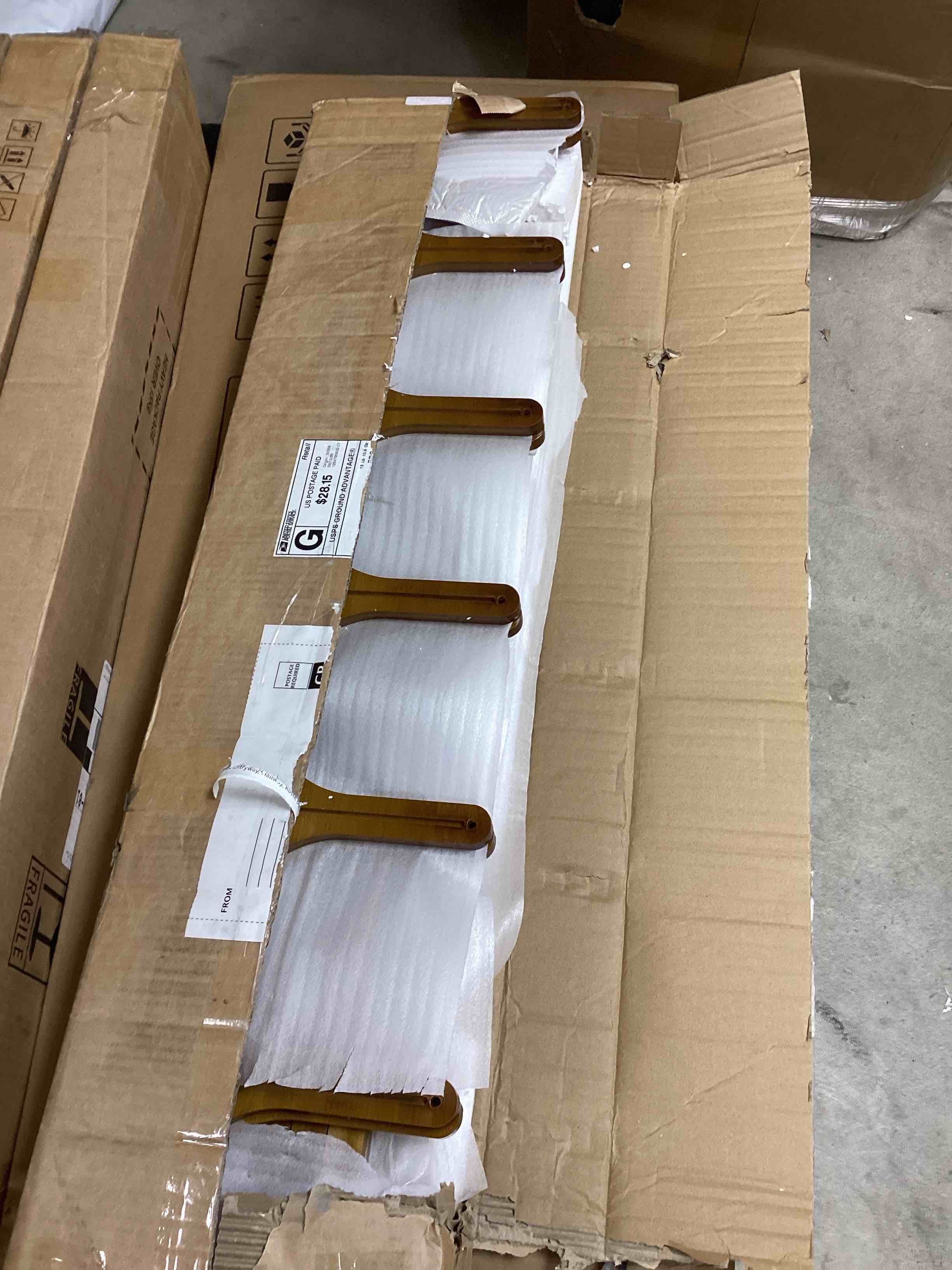 https://s3.amazonaws.com/lotting-images-prod/bidfta/PNK1229533_1760624757809.jpeg