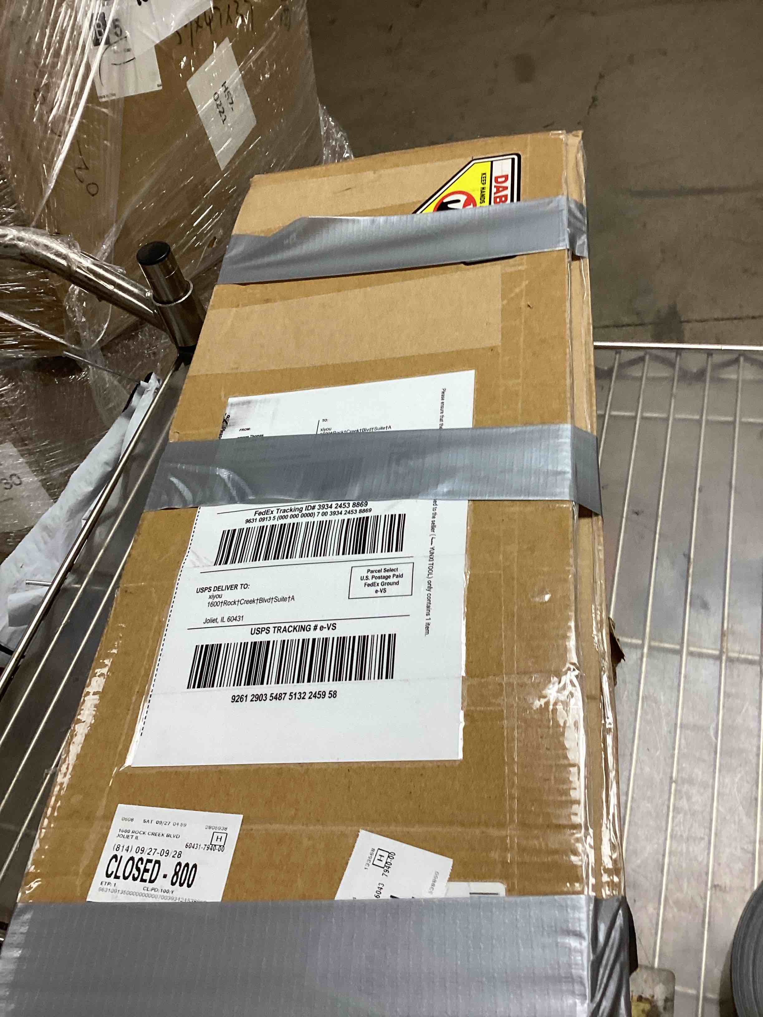 https://s3.amazonaws.com/lotting-images-prod/bidfta/PNK1229575_1760641230981.jpeg