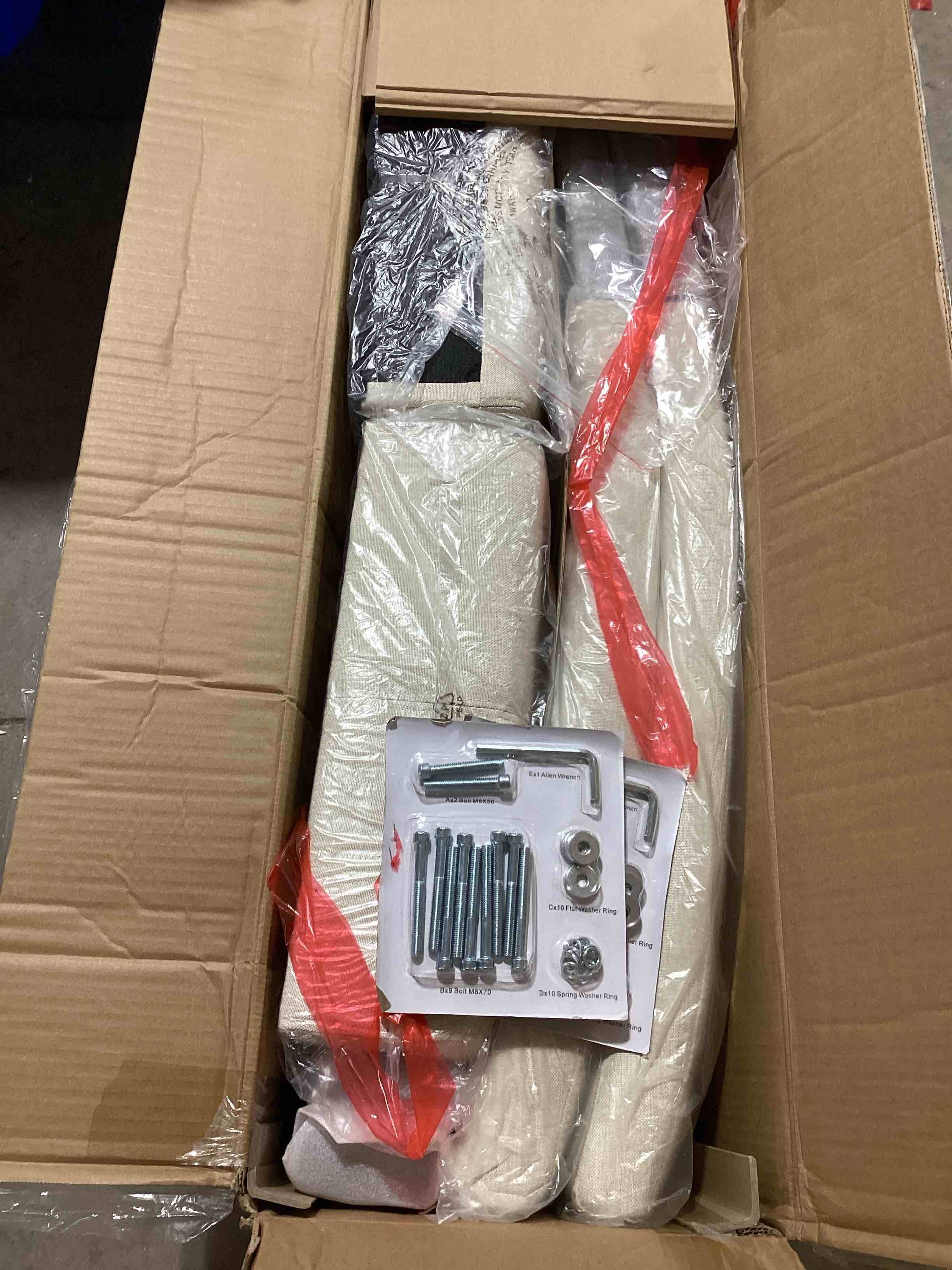 https://s3.amazonaws.com/lotting-images-prod/bidfta/PNK1229621_1760730473377.jpeg