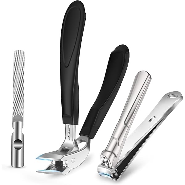 Nail cleaning kit